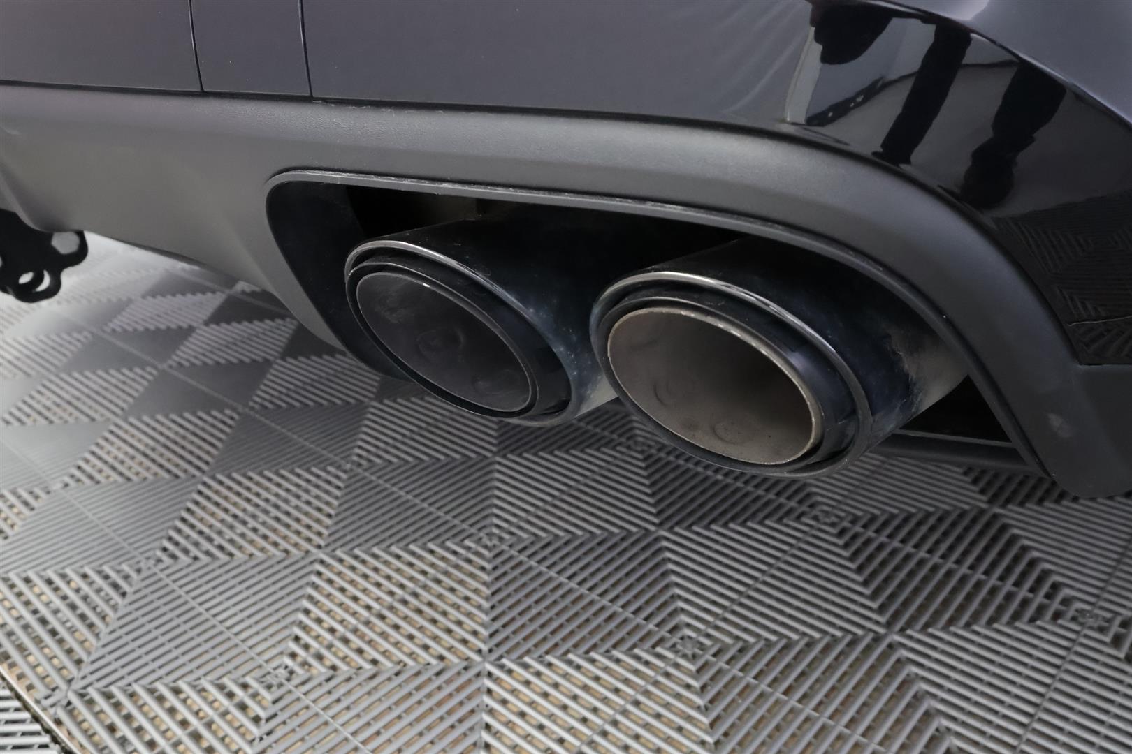 Porsche Cayenne 2022
