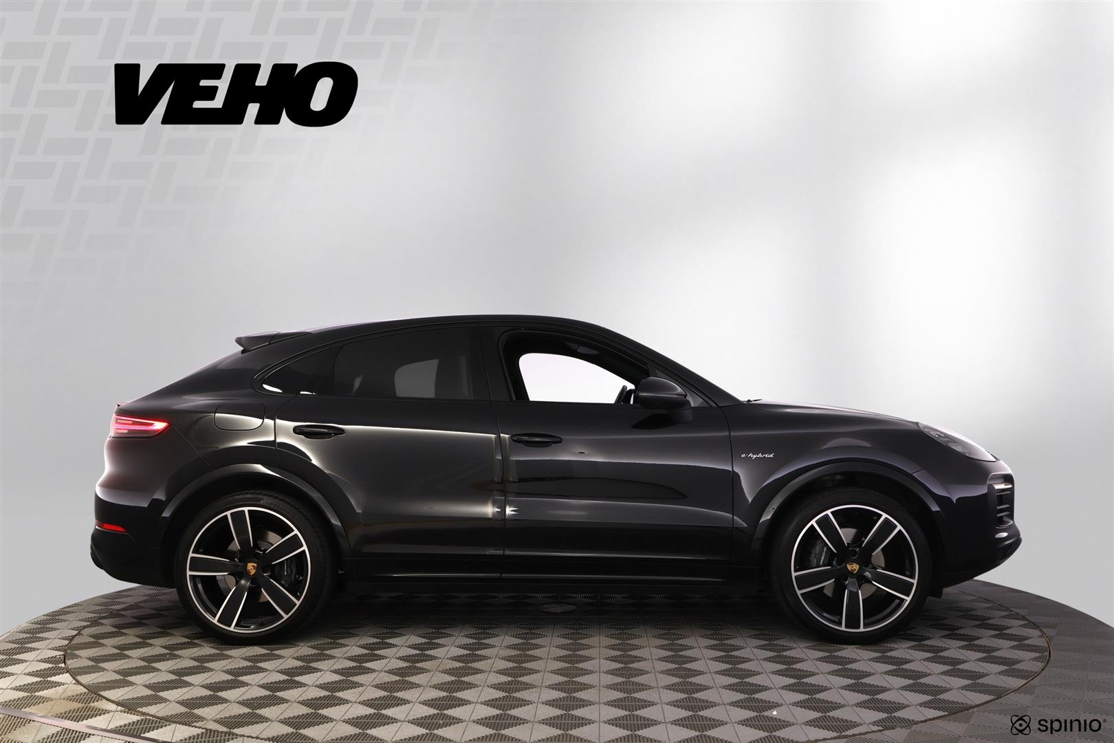 Porsche Cayenne 2022