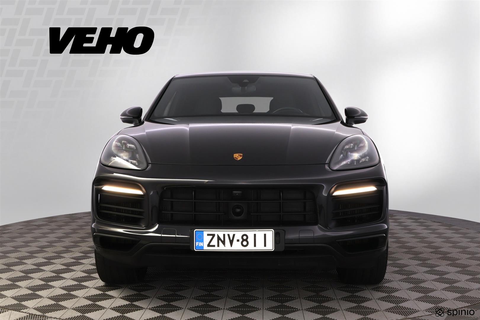 Porsche Cayenne 2022
