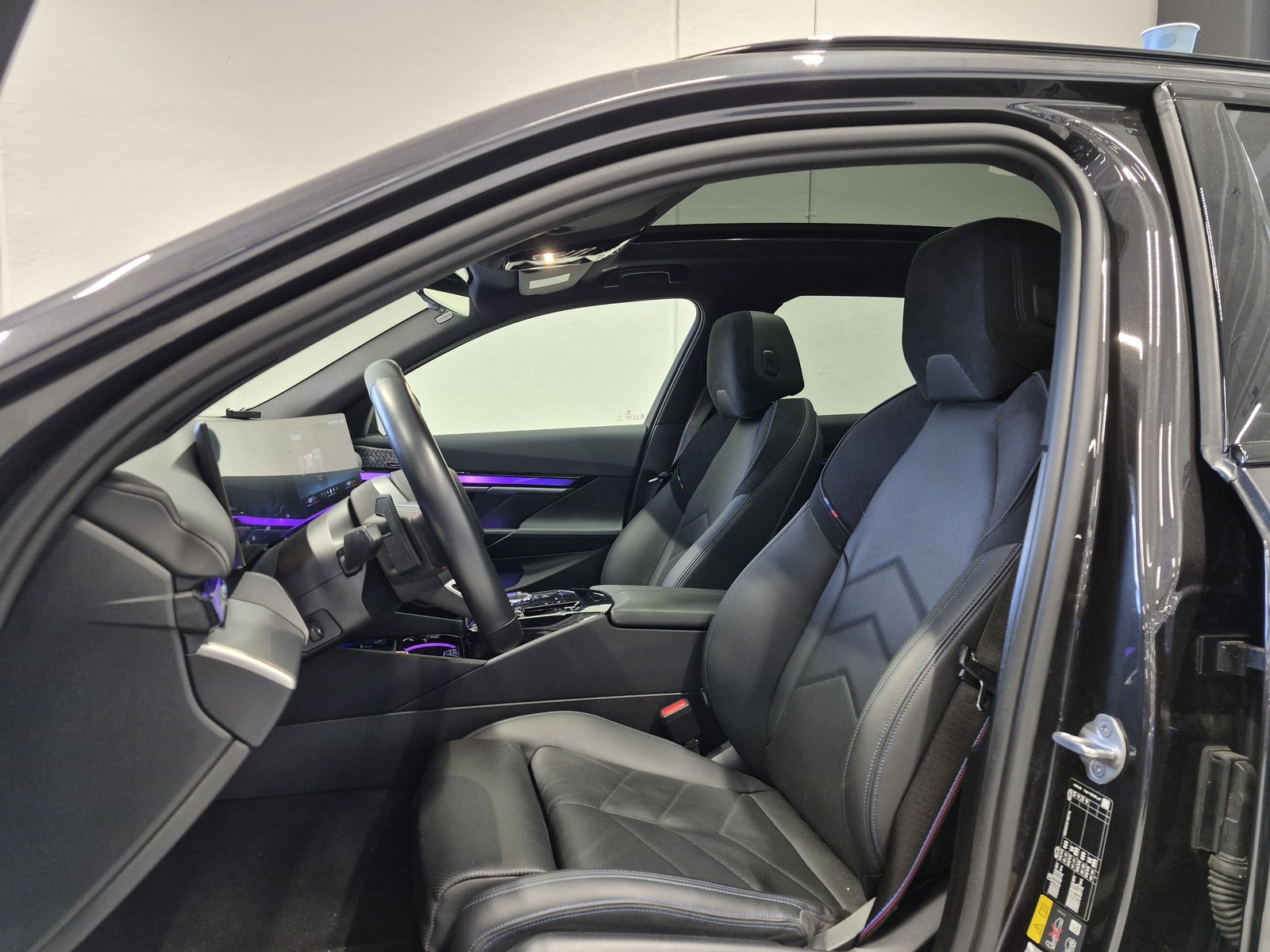 BMW i5 M60 2024