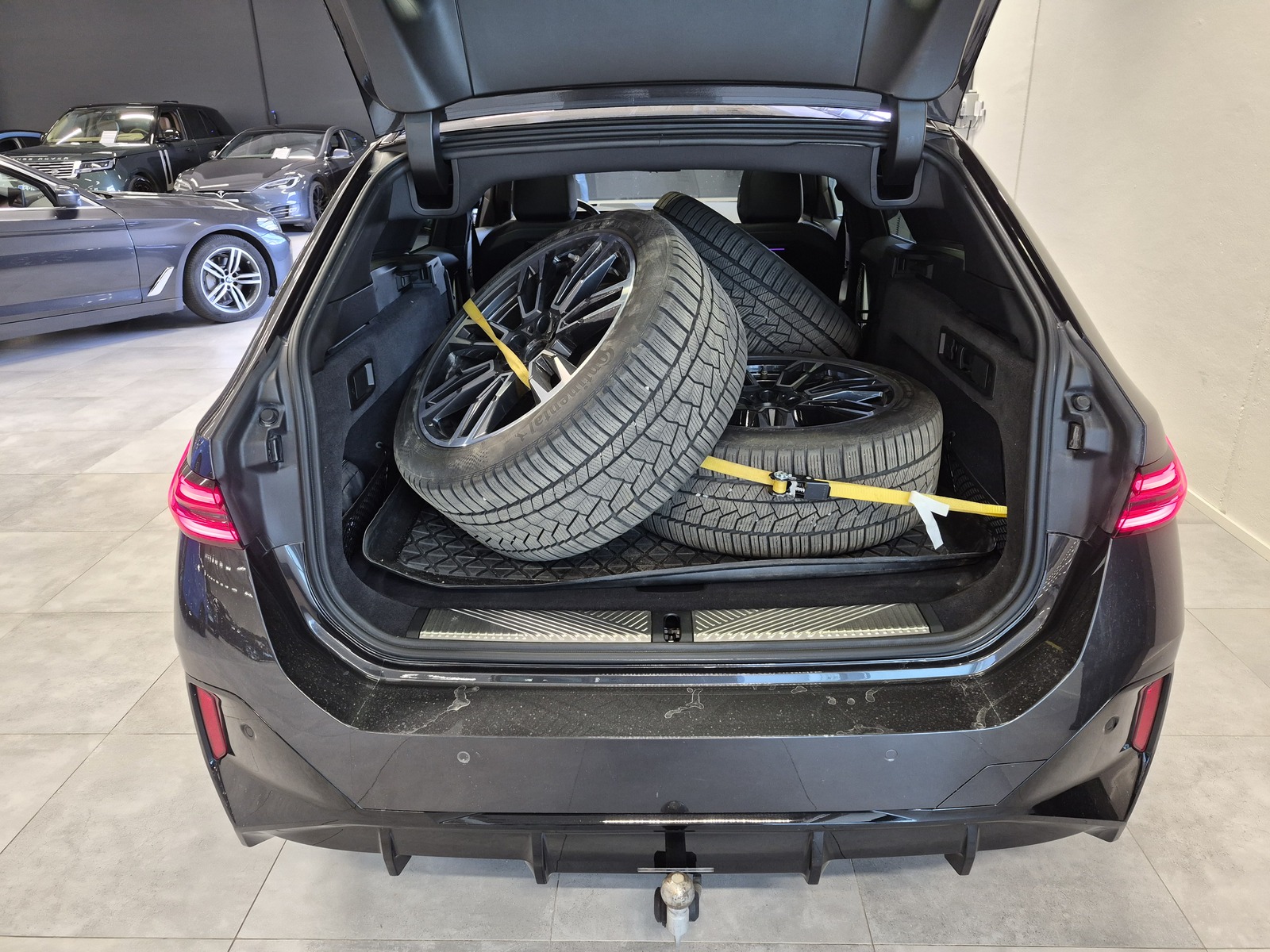 BMW i5 M60 2024