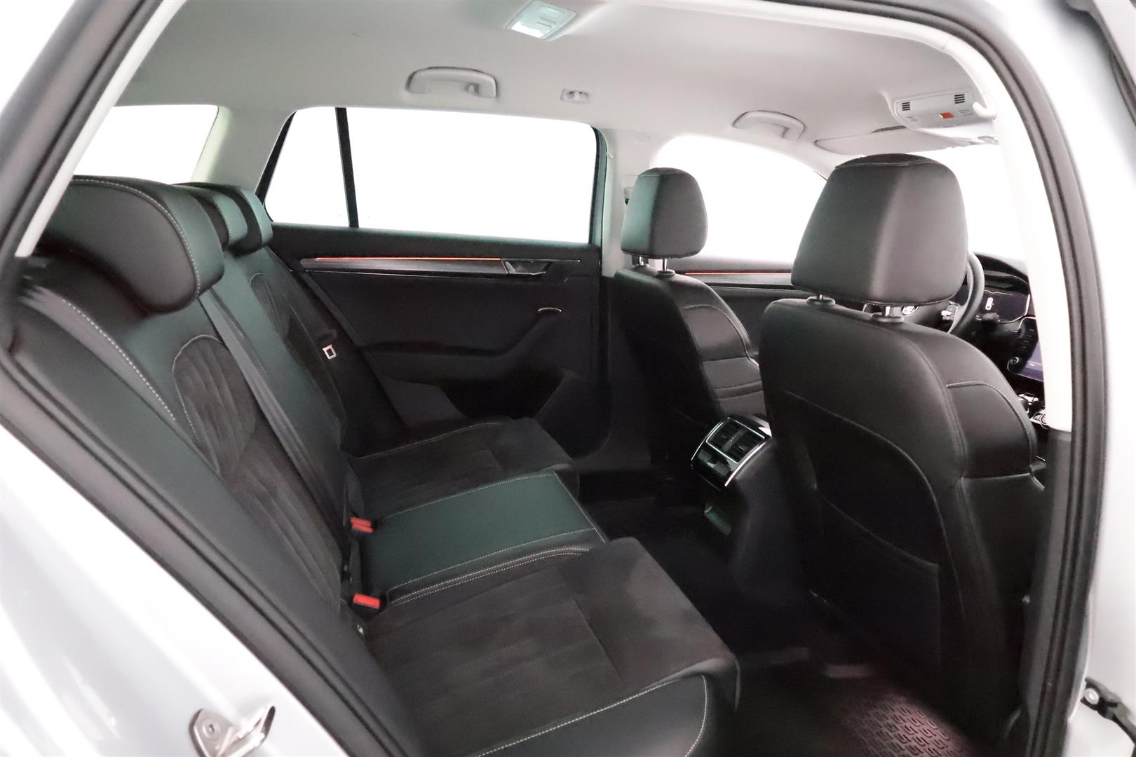 Skoda Superb 2021
