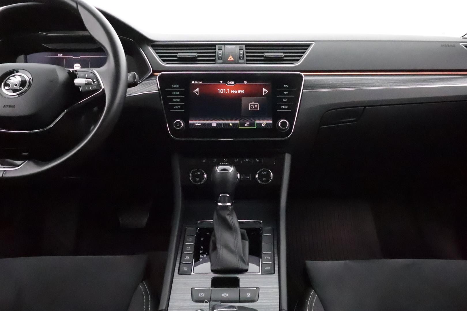 Skoda Superb 2021