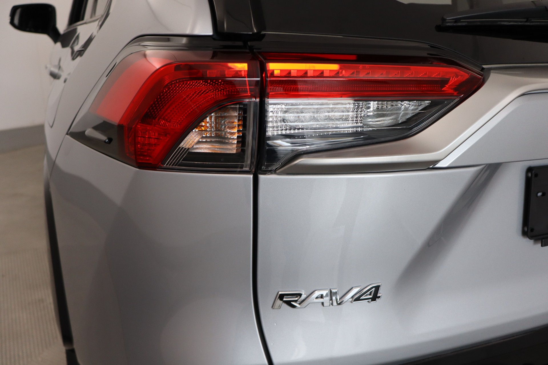 TOYOTA RAV4 2023