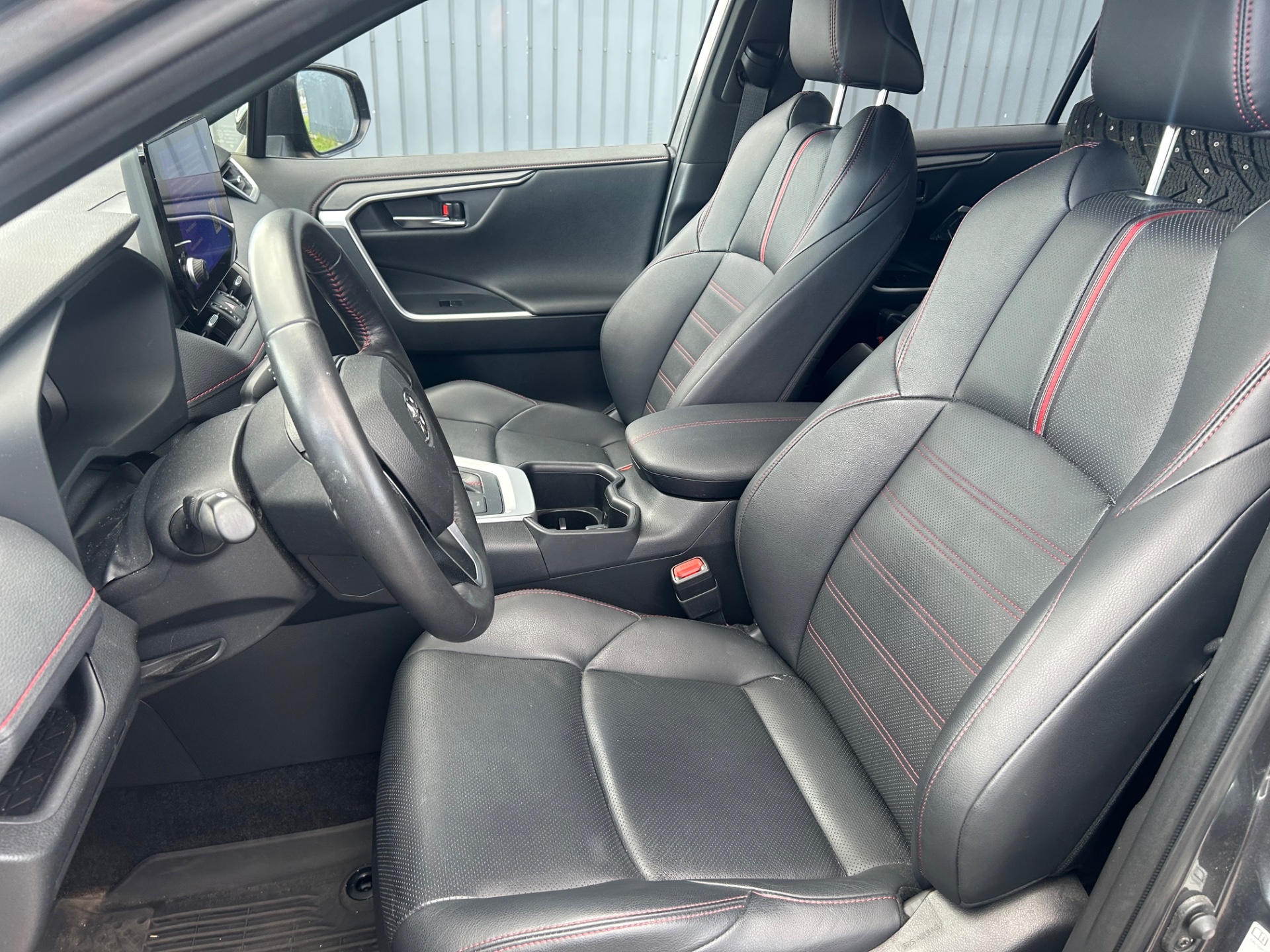Toyota RAV4 Plug-in 2023