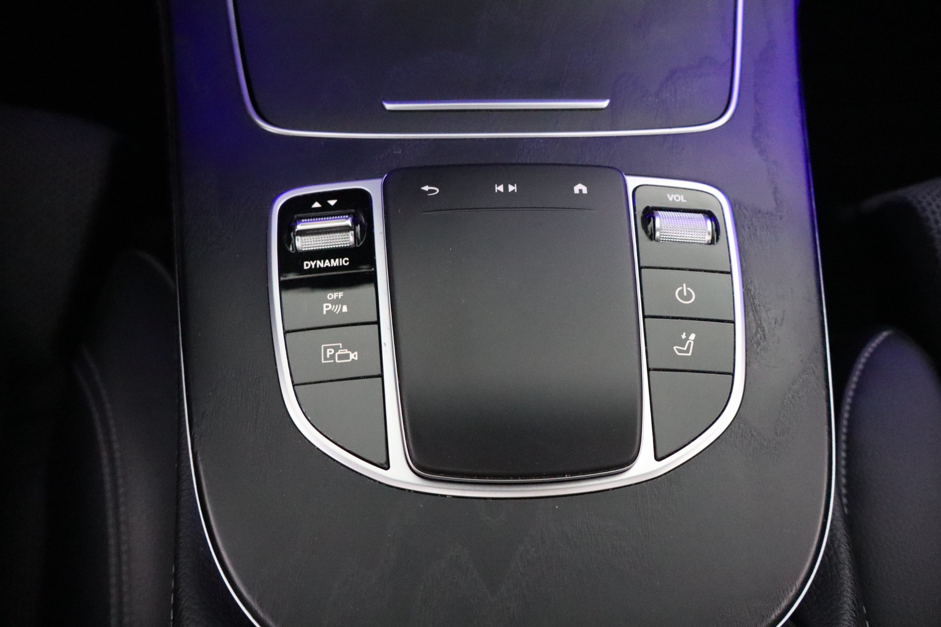 Mercedes-Benz E 2021