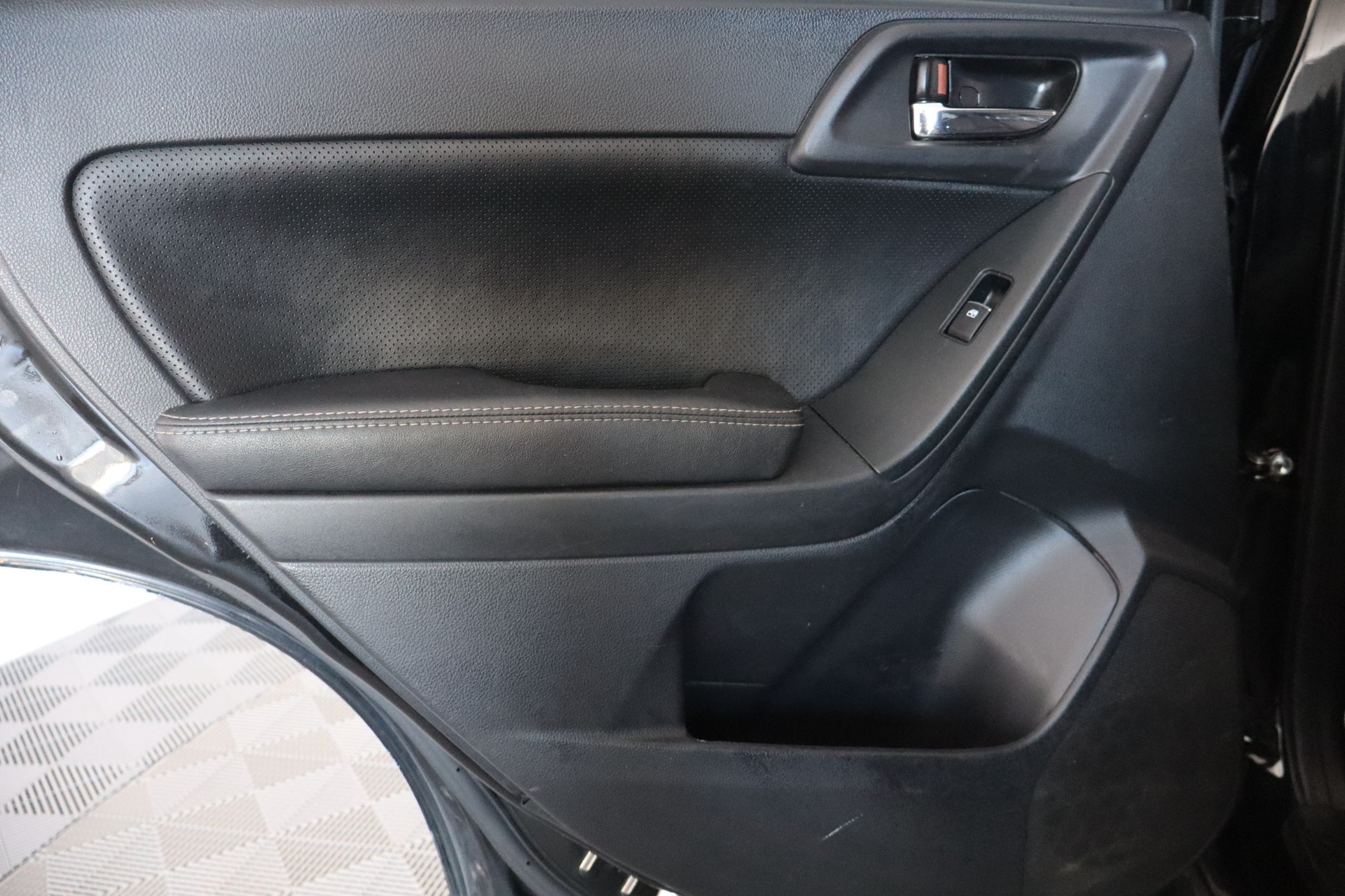 Subaru Forester 2016