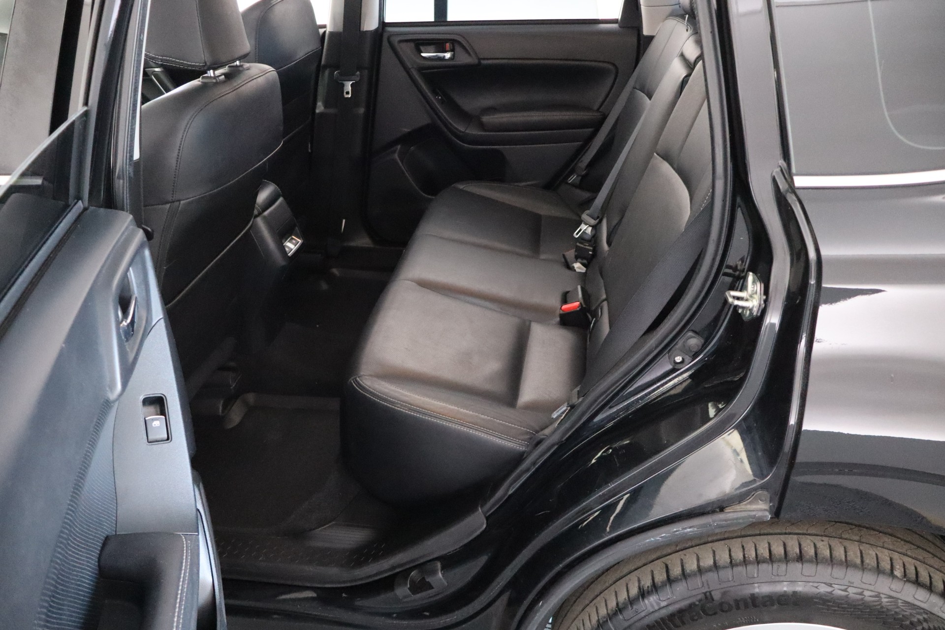 Subaru Forester 2016