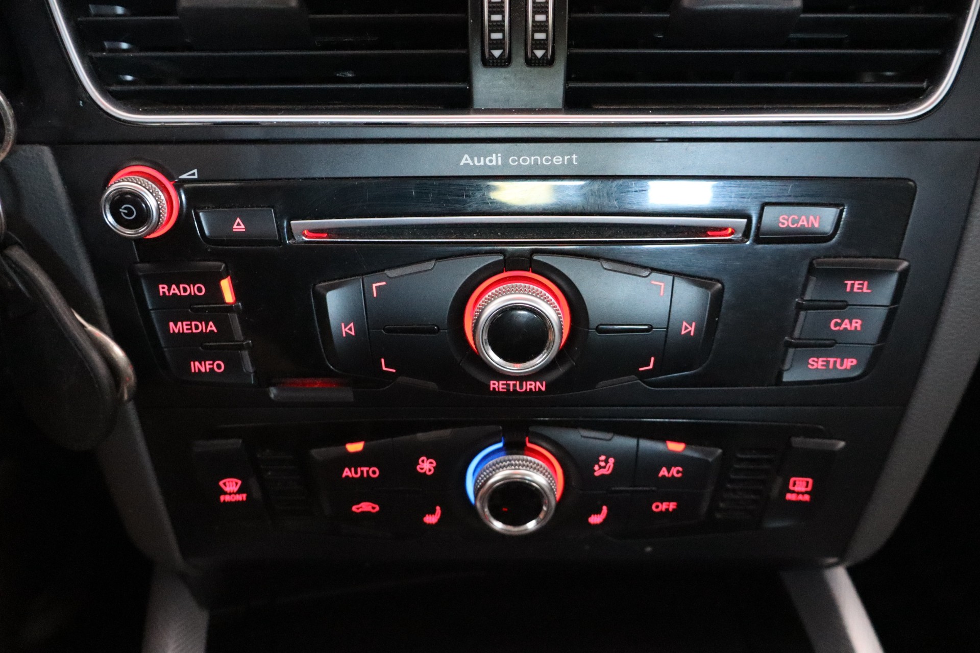 AUDI Q5 2015