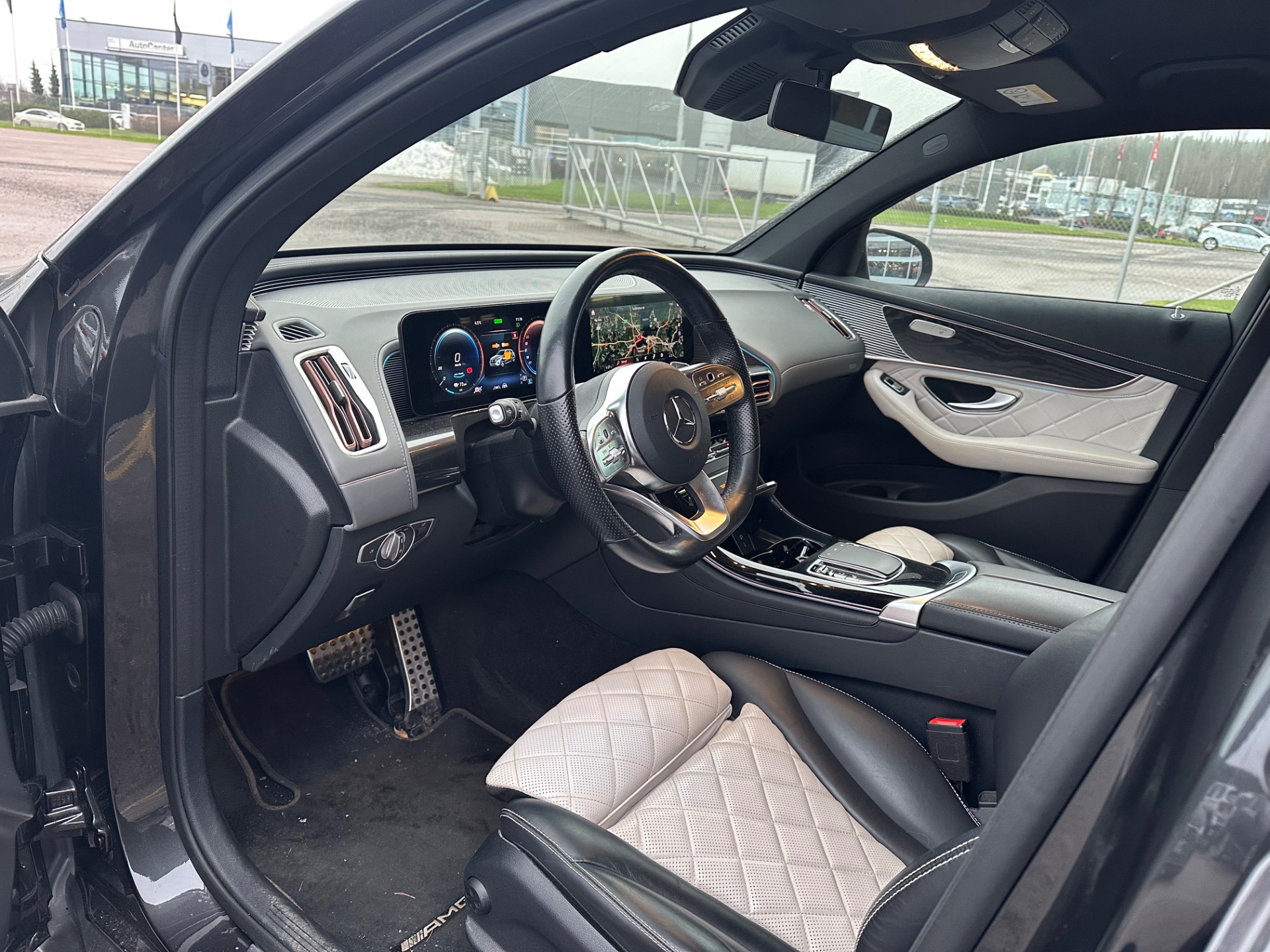 Mercedes-Benz EQC 2021