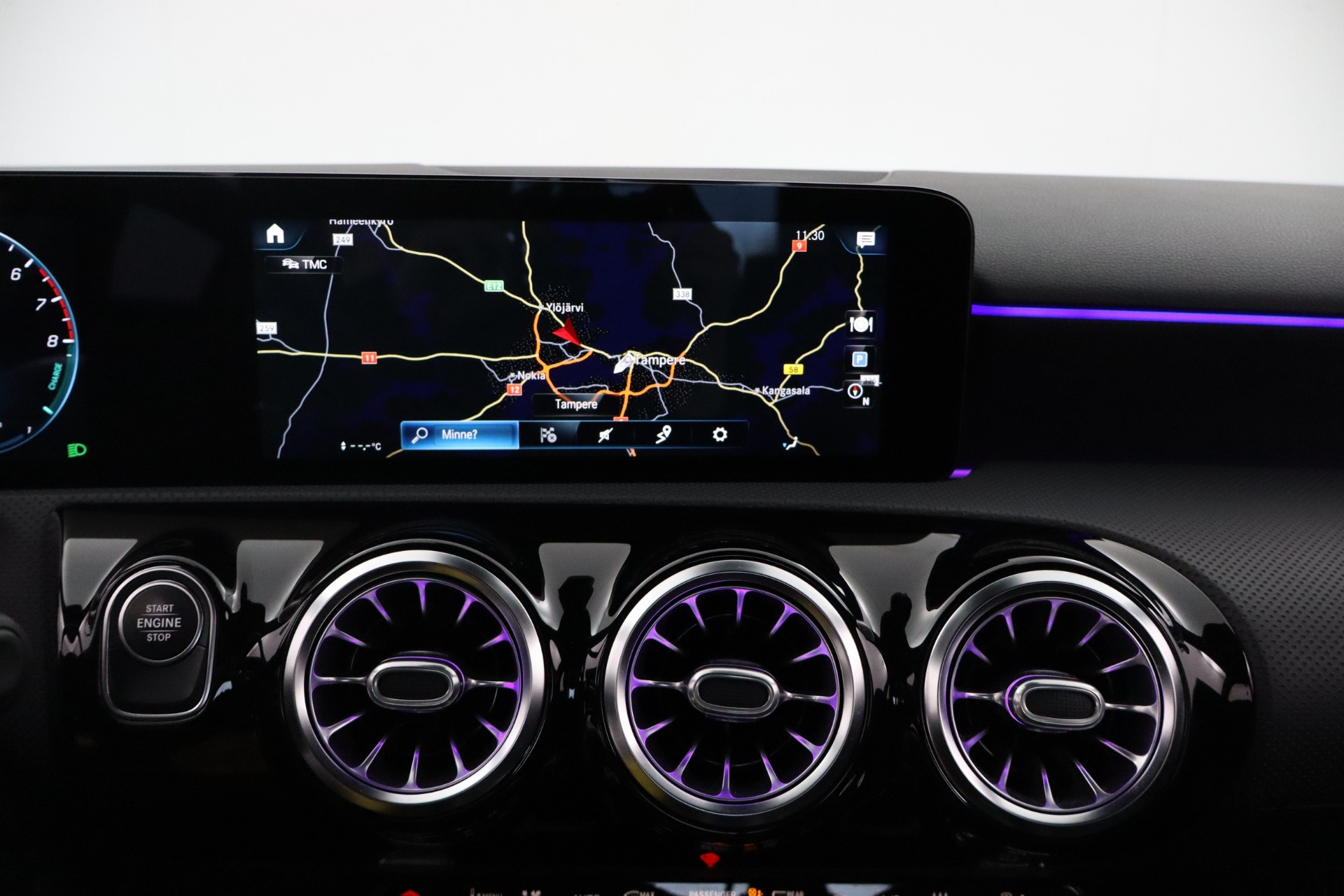 MERCEDES-BENZ A 2020