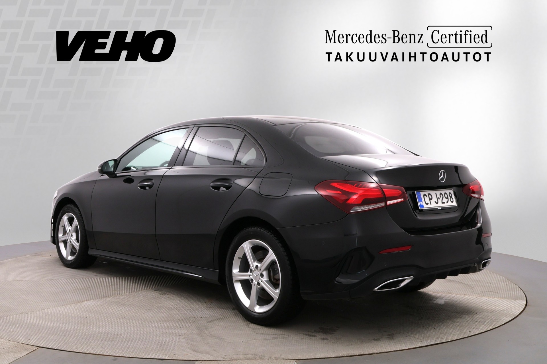 MERCEDES-BENZ A 2020