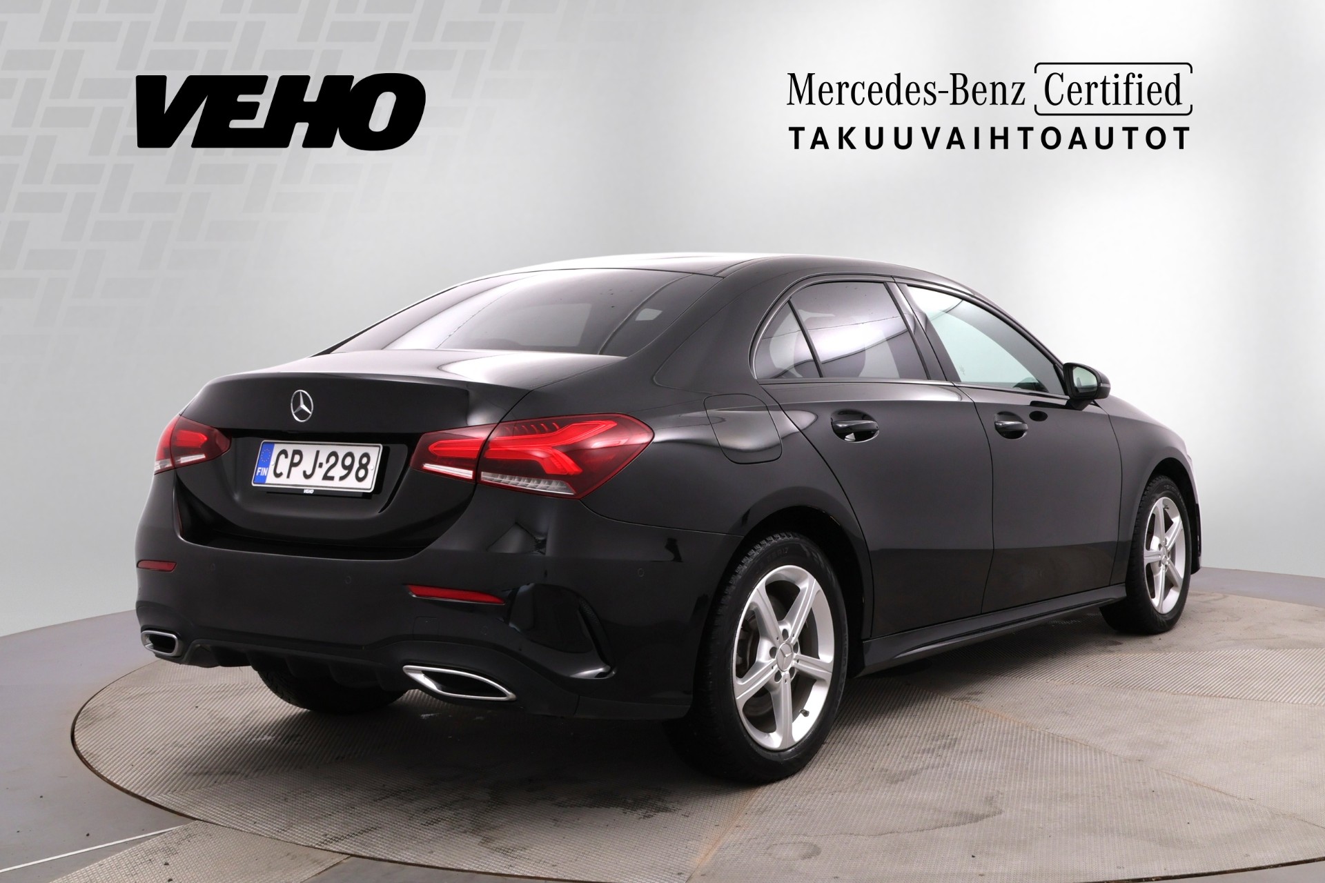 MERCEDES-BENZ A 2020