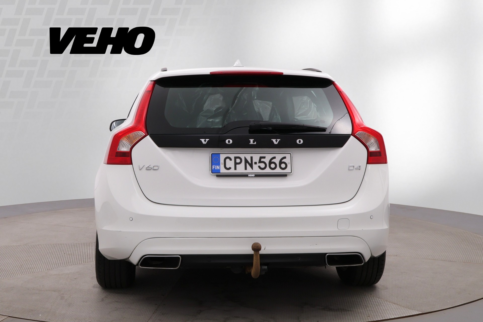 VOLVO V60 2015