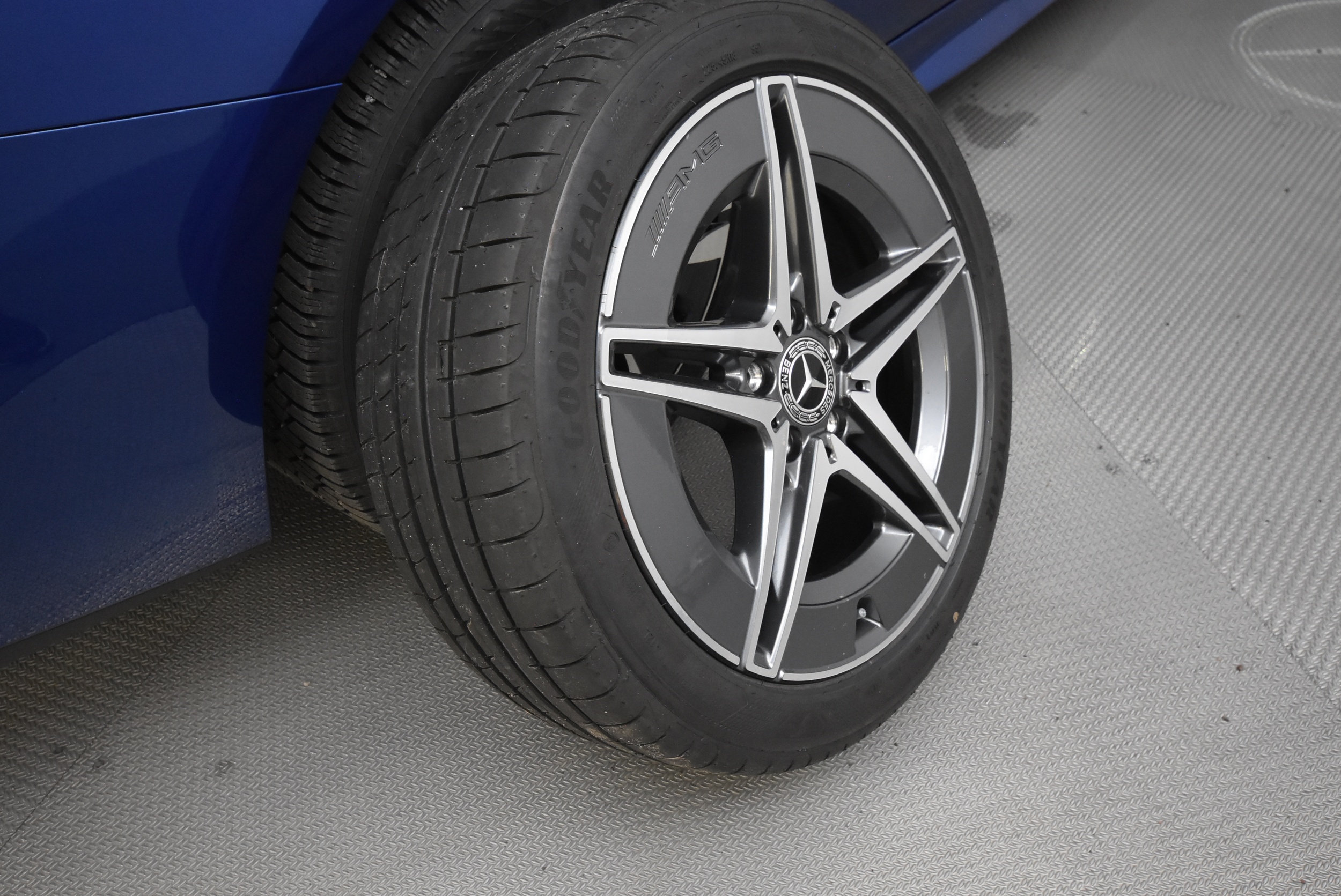 Mercedes-Benz C 2024