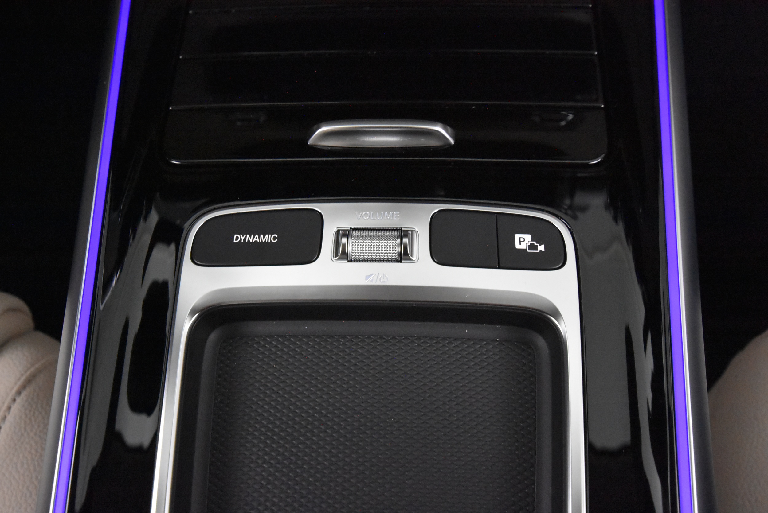 Mercedes-Benz EQB 2024