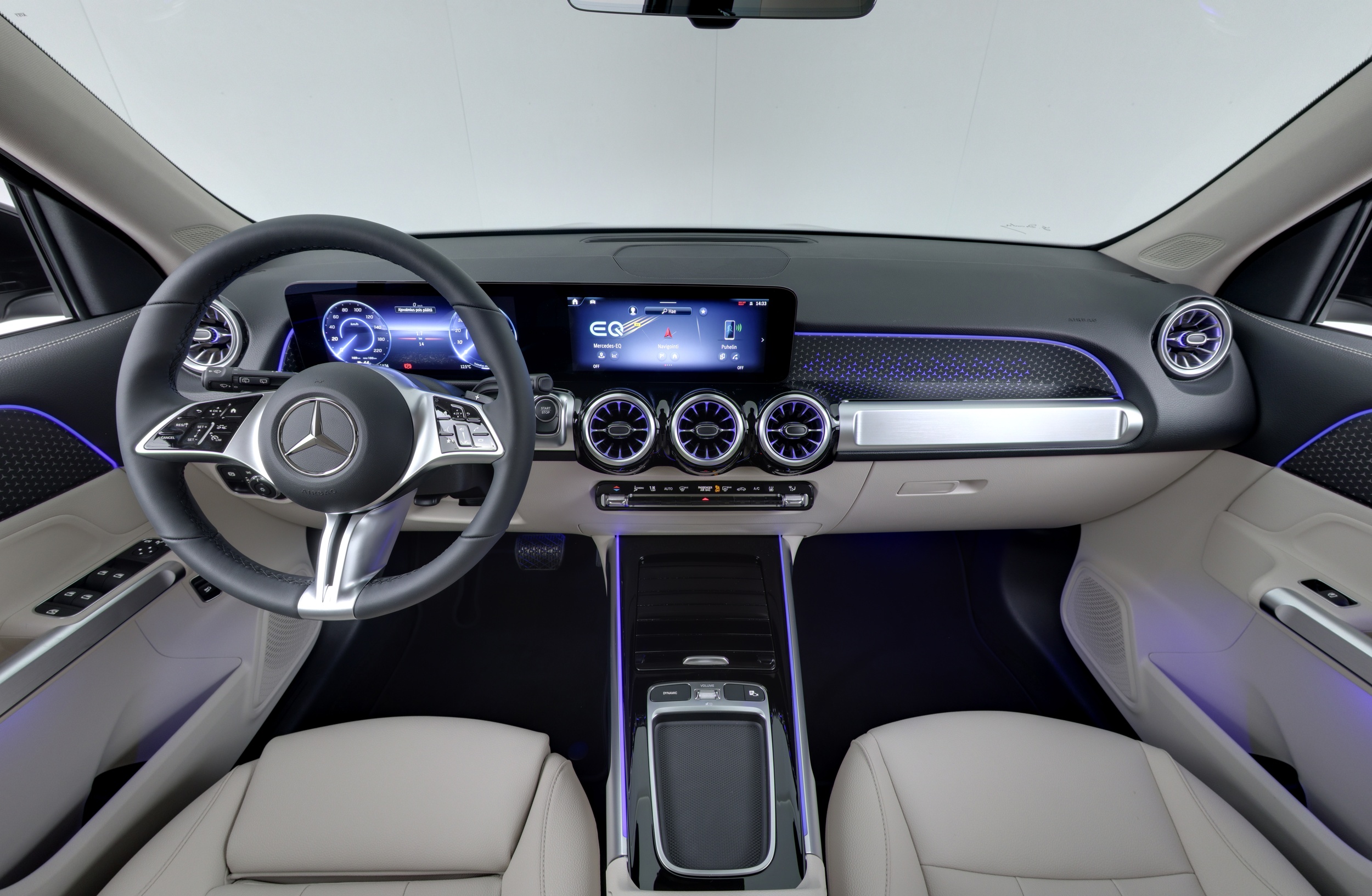 Mercedes-Benz EQB 2024