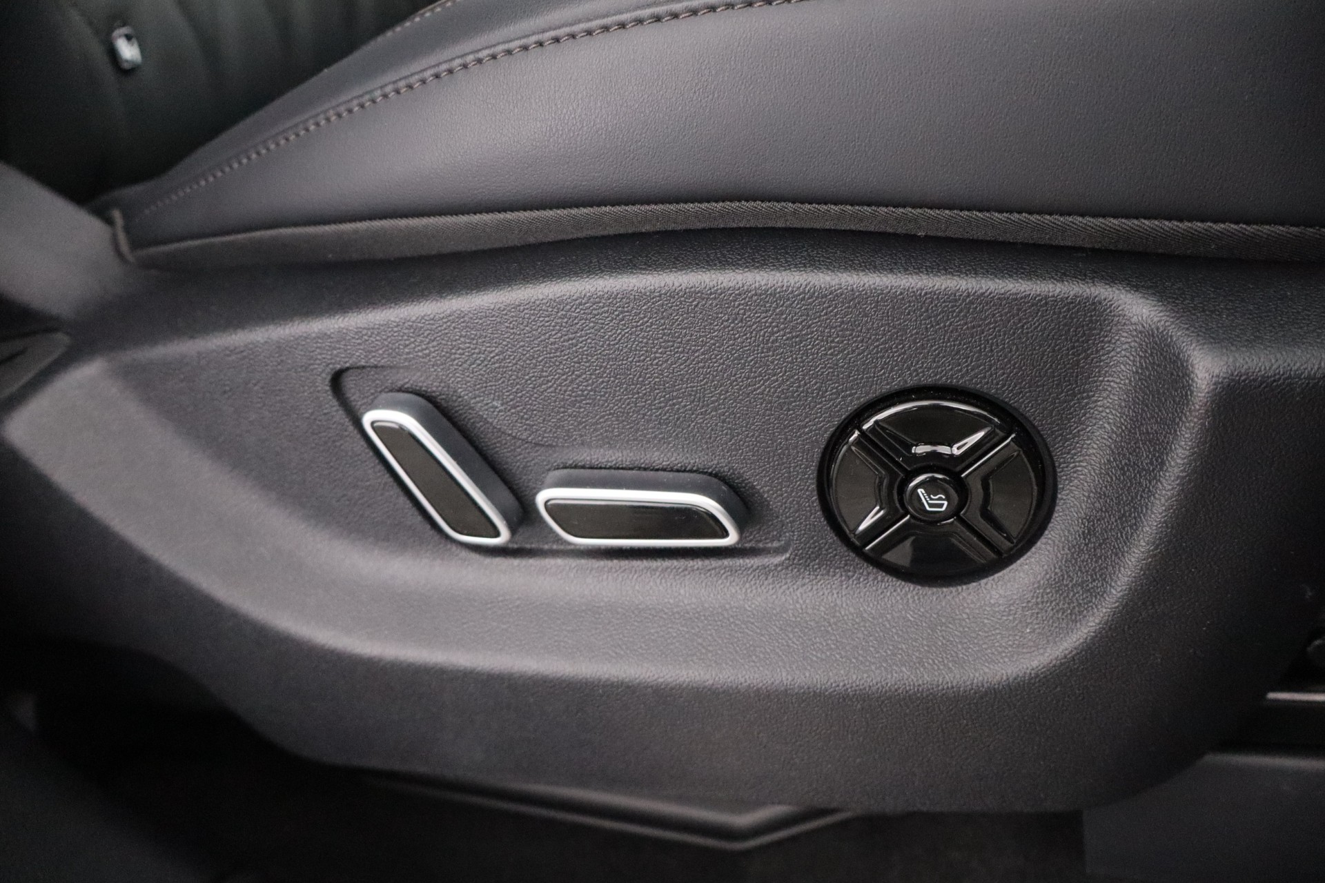 BYD Tang 2025