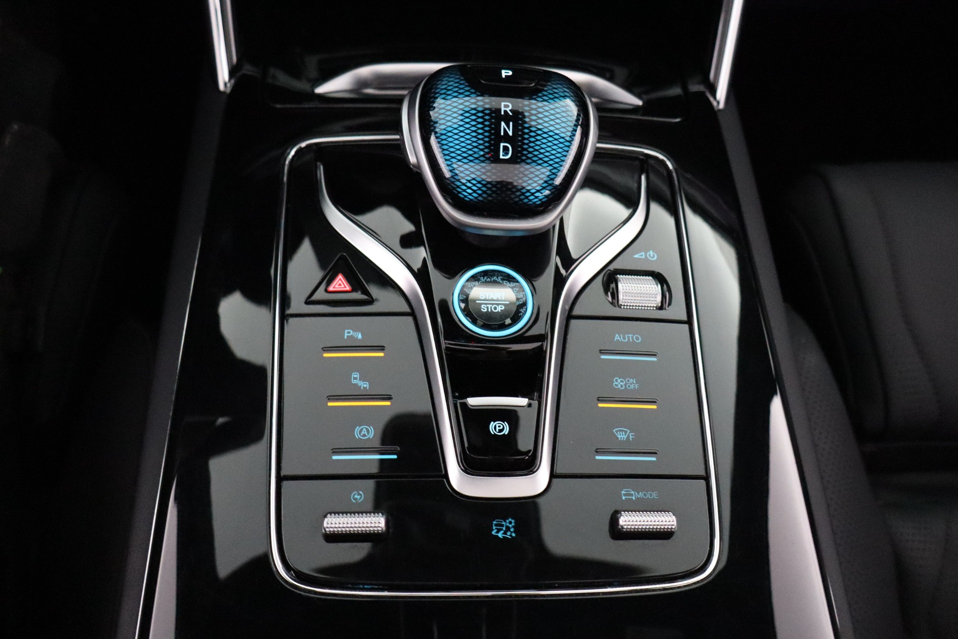 BYD Tang 2025