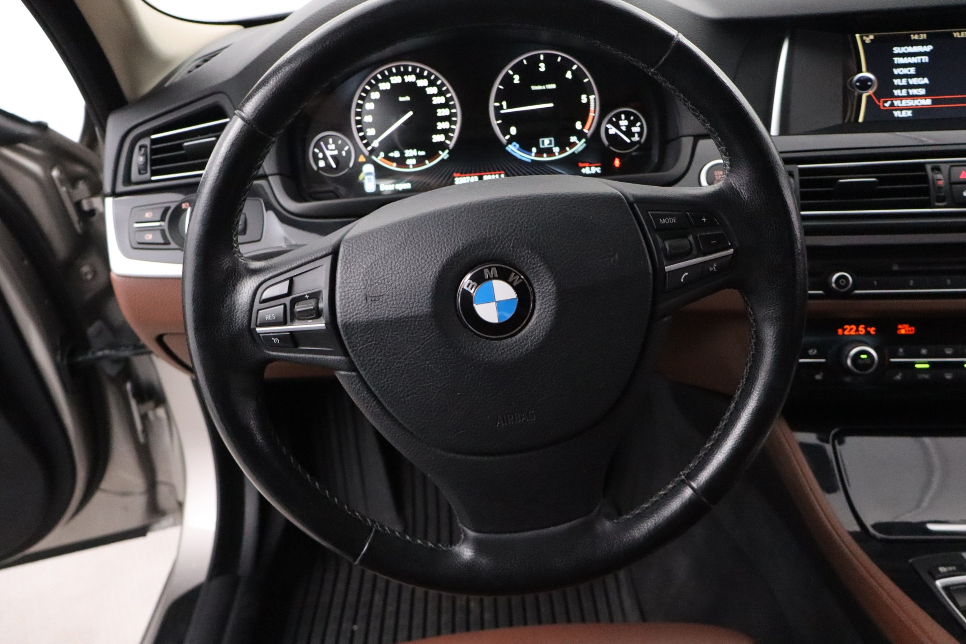 BMW 520 2014