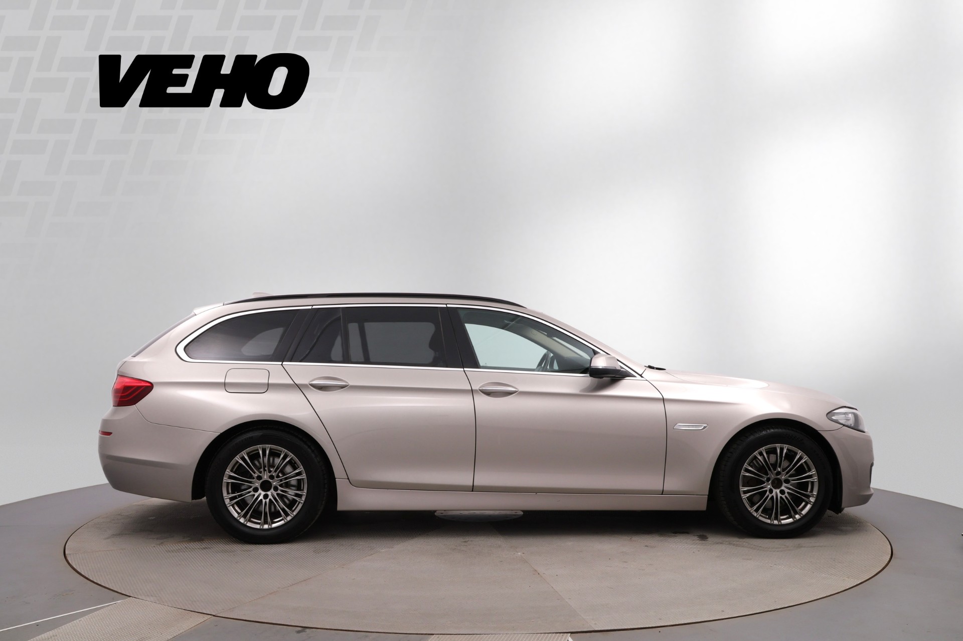 BMW 520 2014