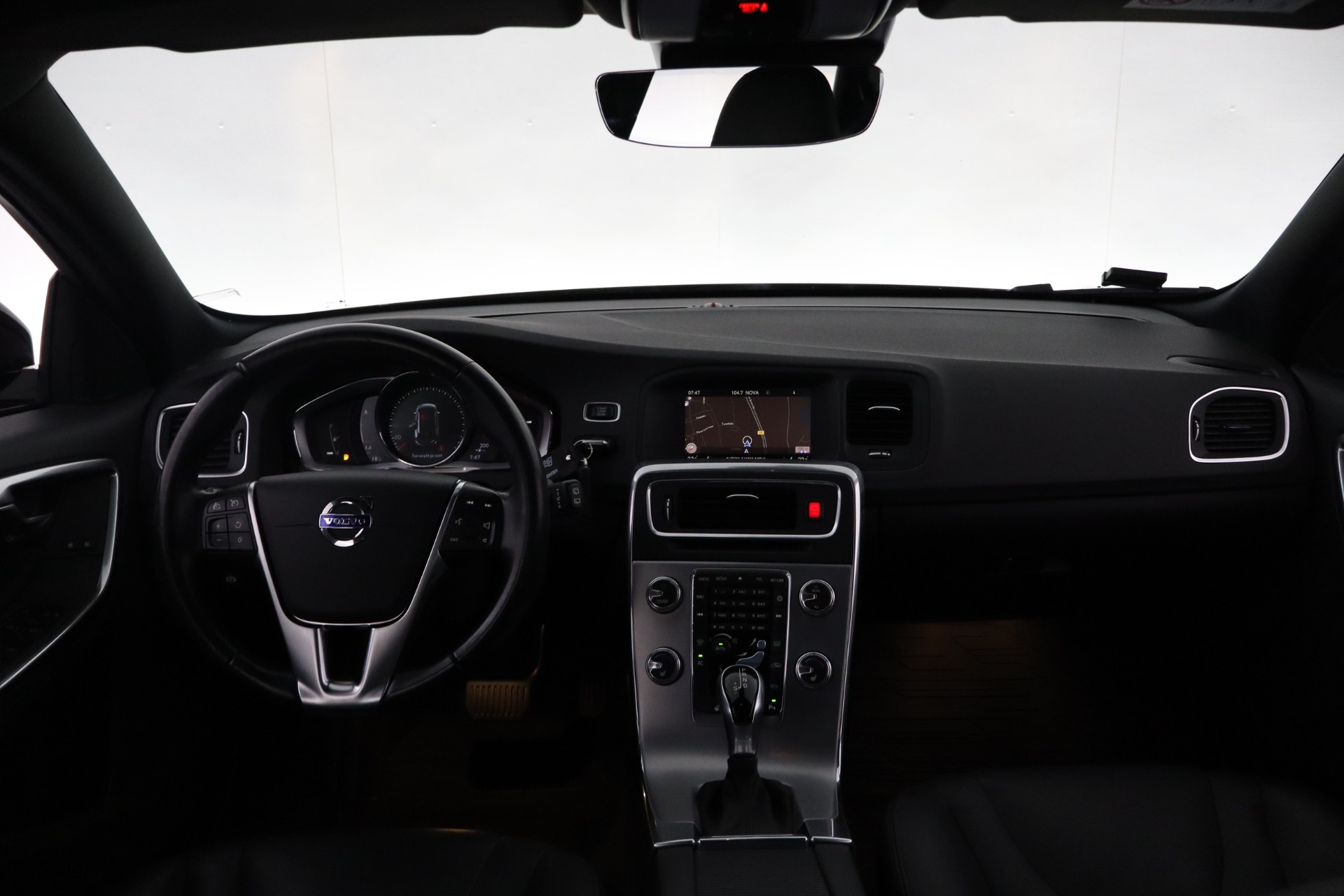 VOLVO V60 Cross Country 2018