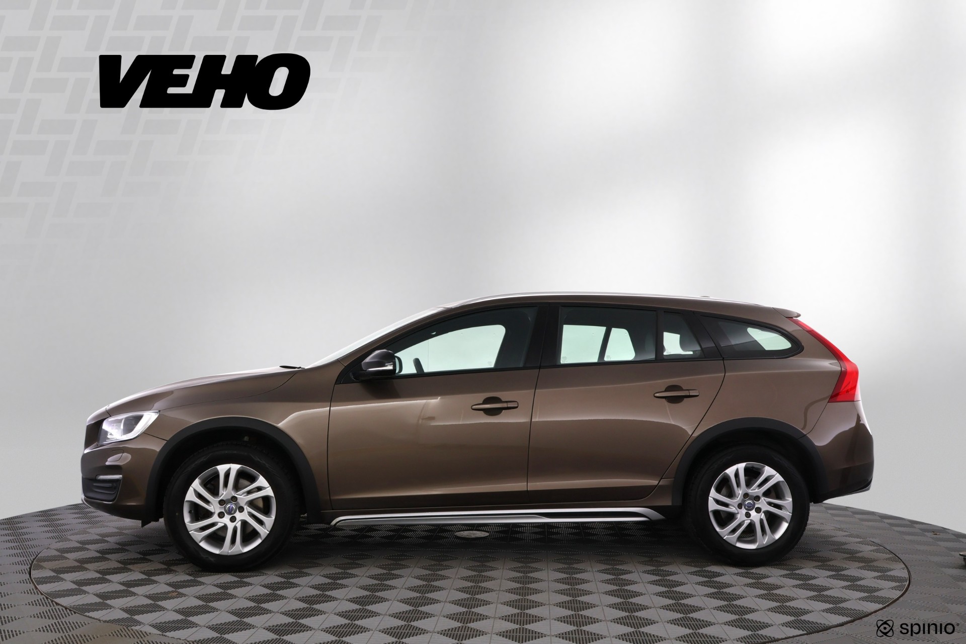 VOLVO V60 Cross Country 2018