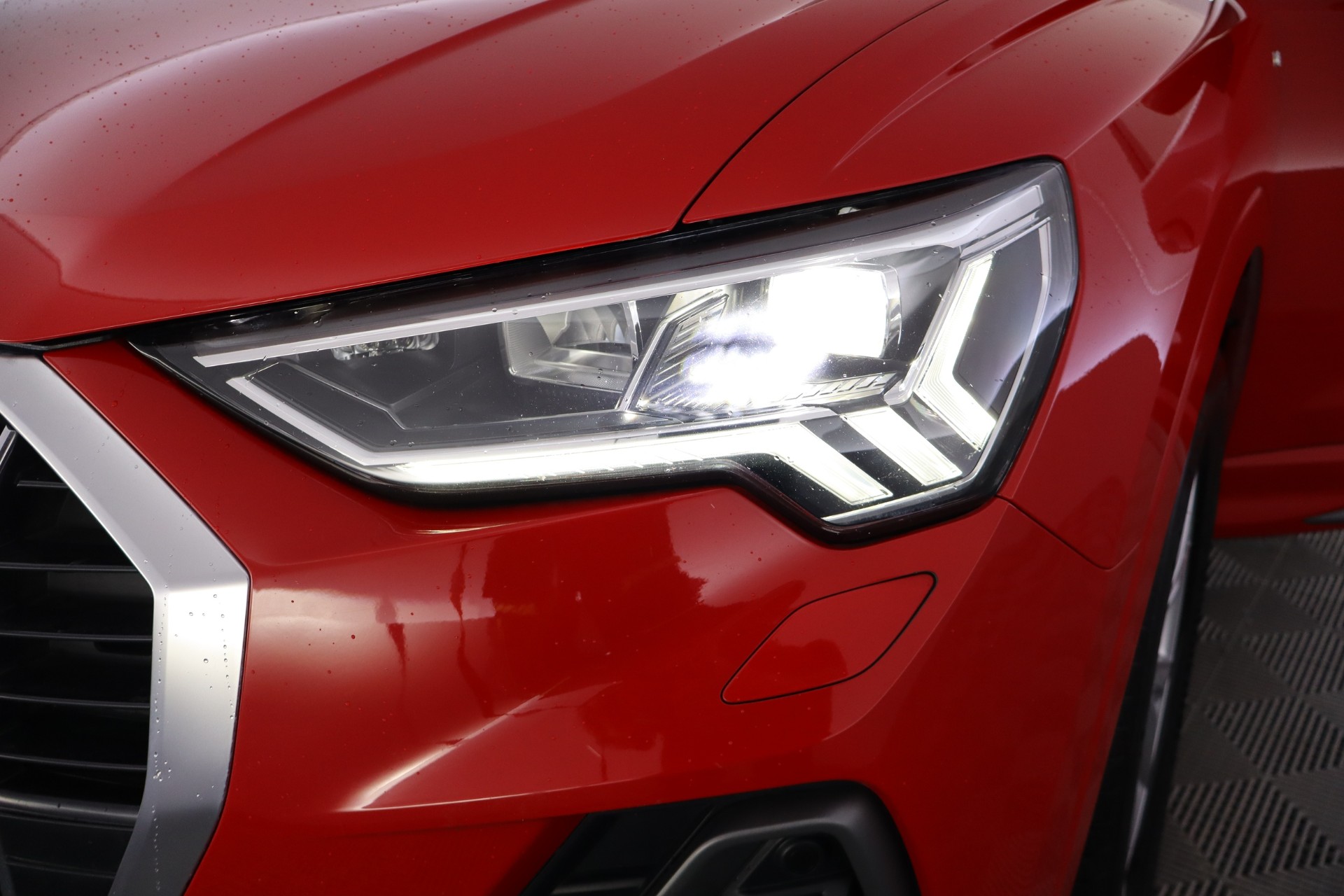 AUDI Q3 2019