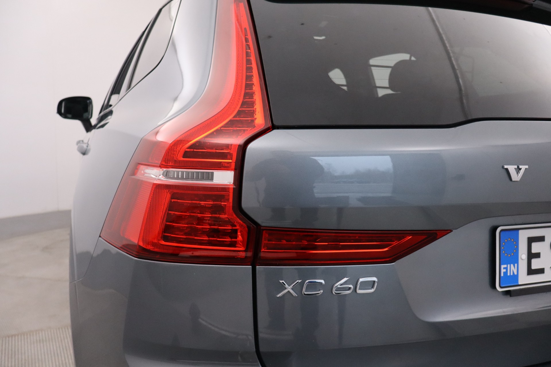 VOLVO XC60 2021