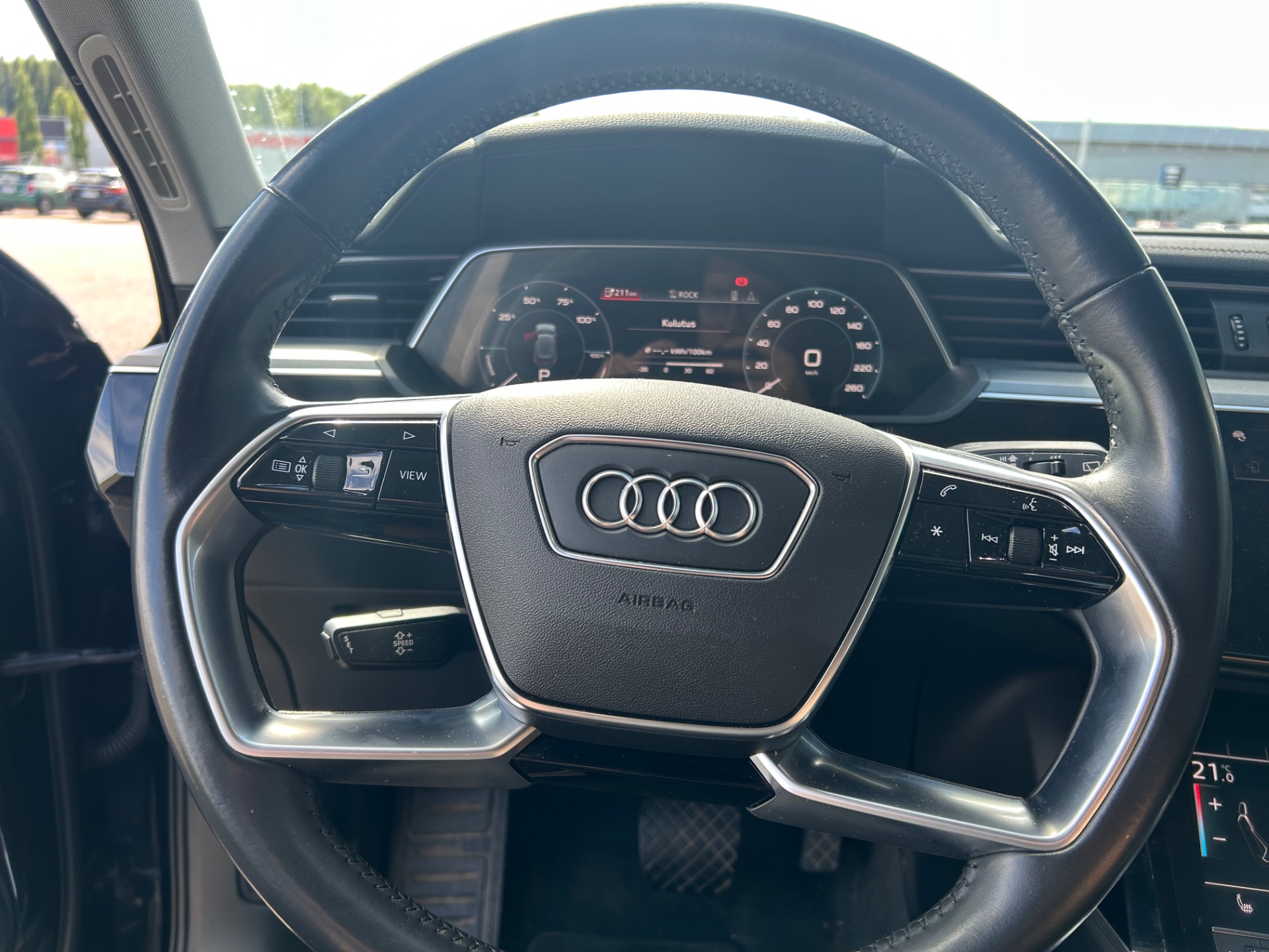 Audi e-tron 2020