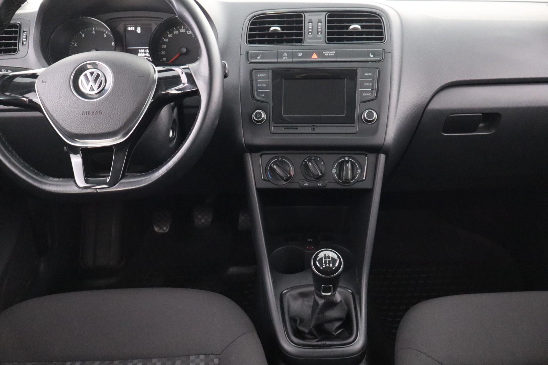 Volkswagen Polo 2015