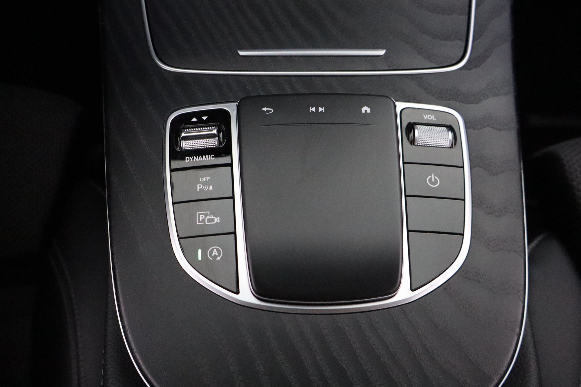MERCEDES-BENZ E 2021