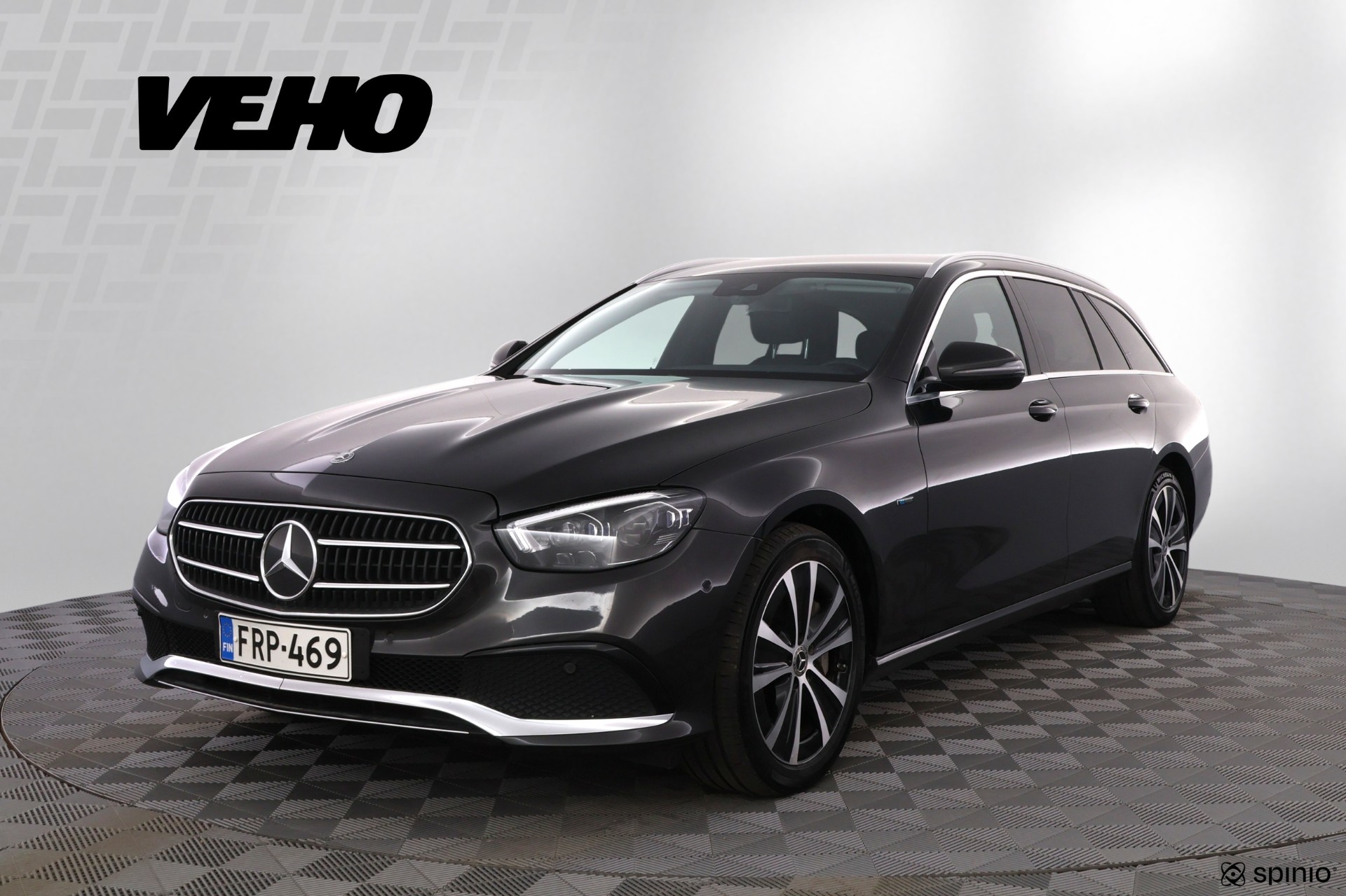 MERCEDES-BENZ E 2020