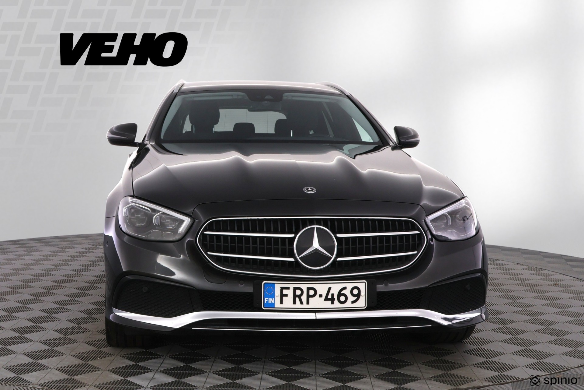 MERCEDES-BENZ E 2020
