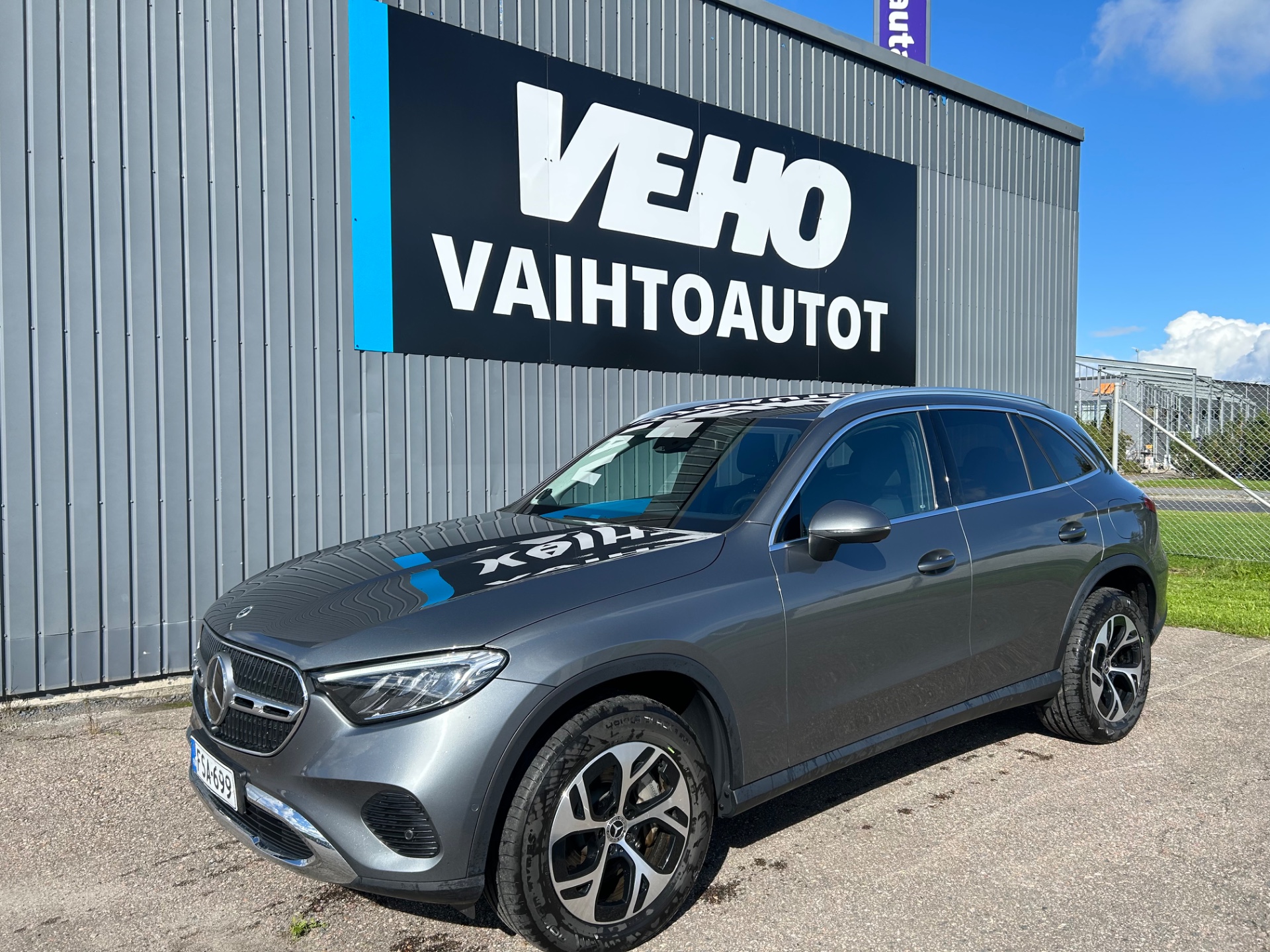 MERCEDES-BENZ GLC 2023