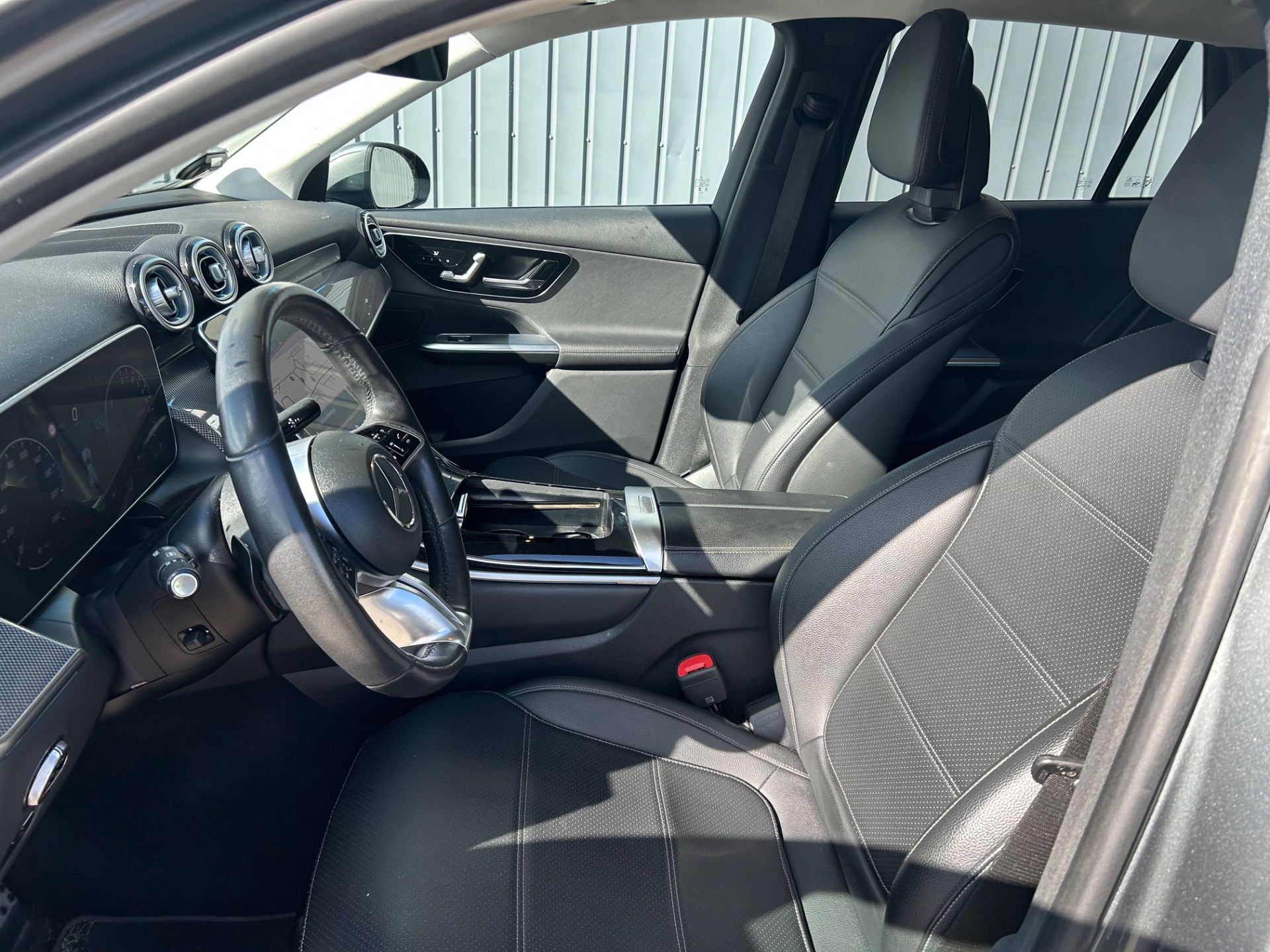 MERCEDES-BENZ GLC 2023