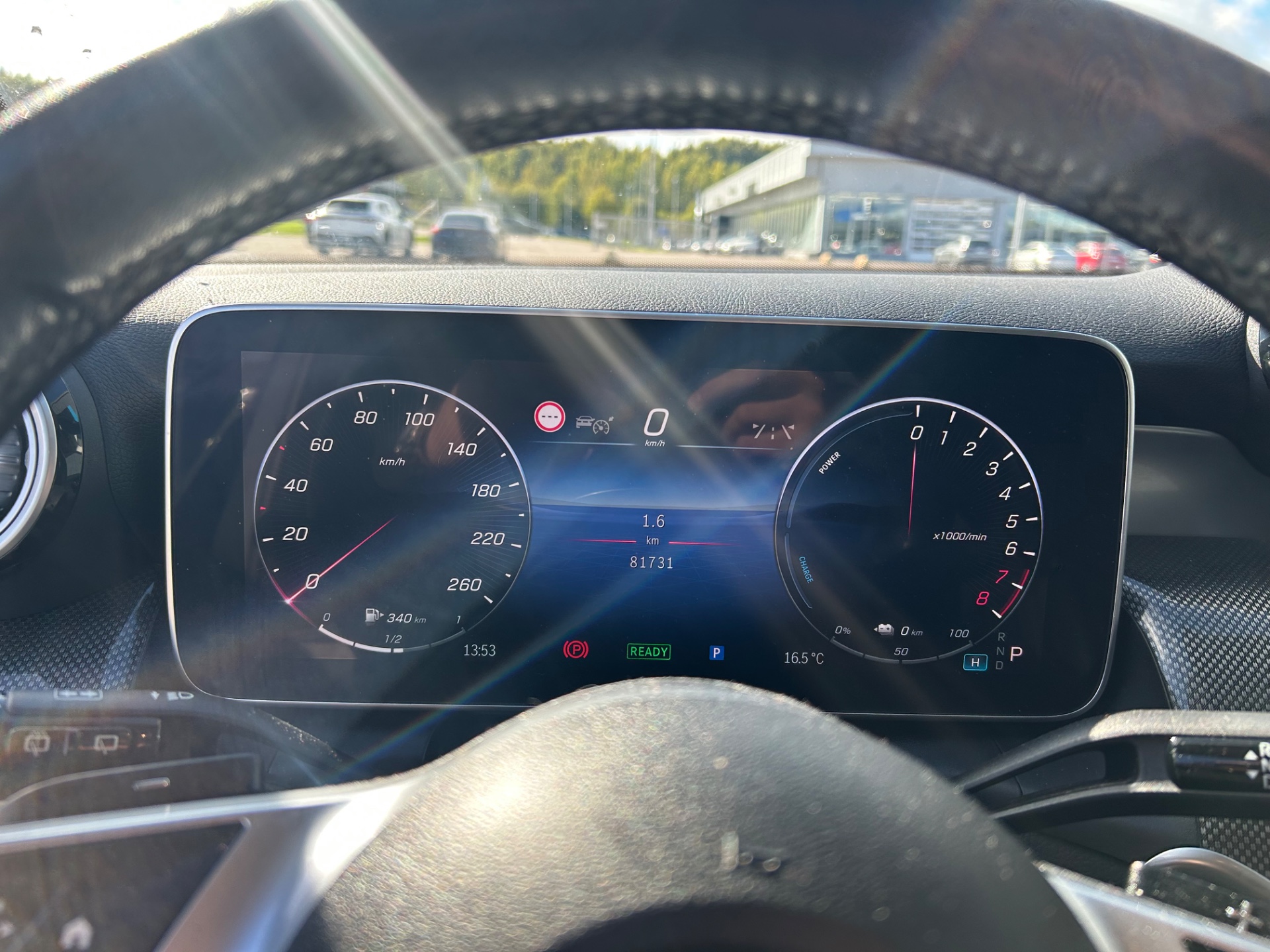 MERCEDES-BENZ GLC 2023