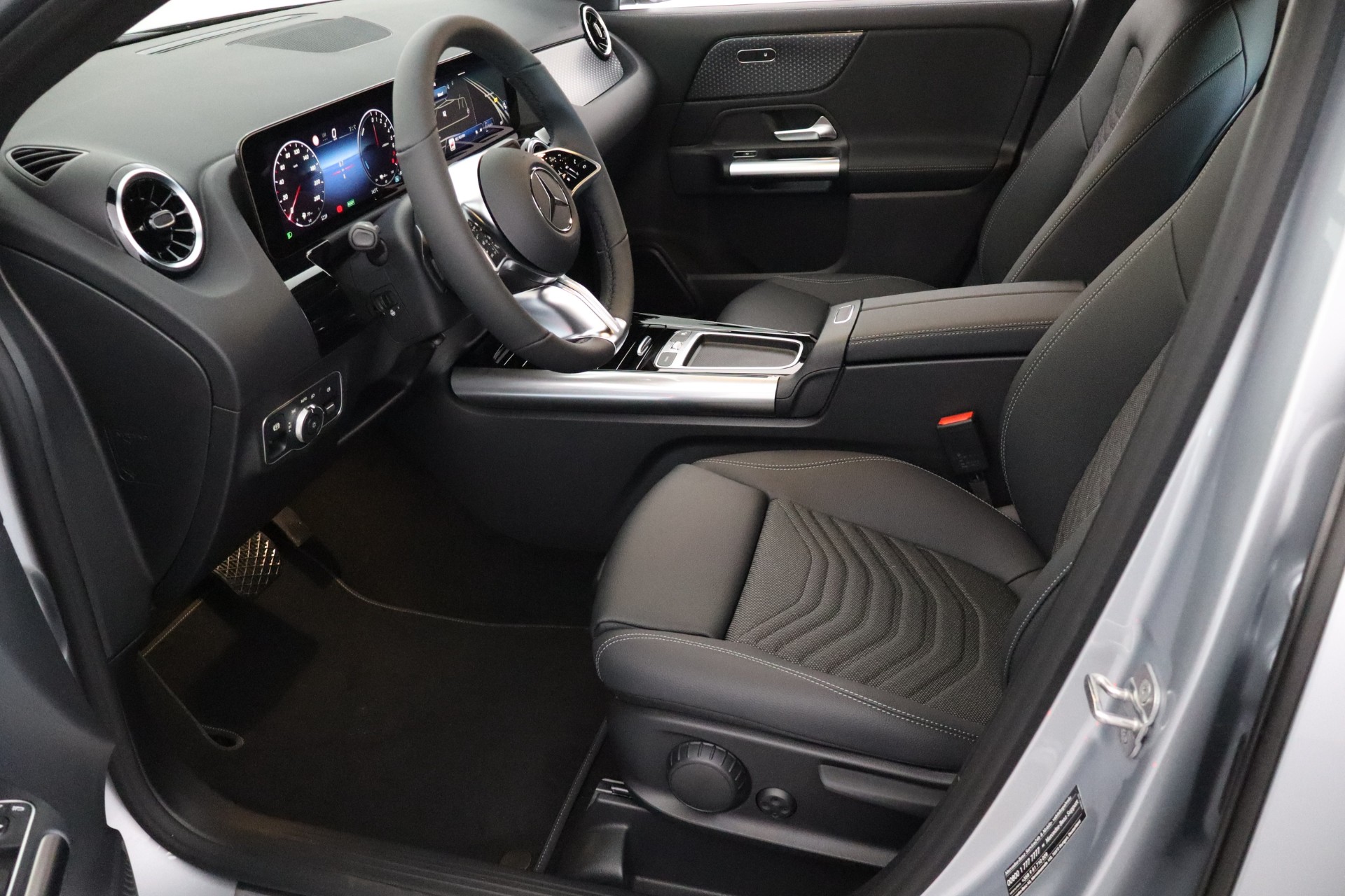 Mercedes-Benz GLA 2025