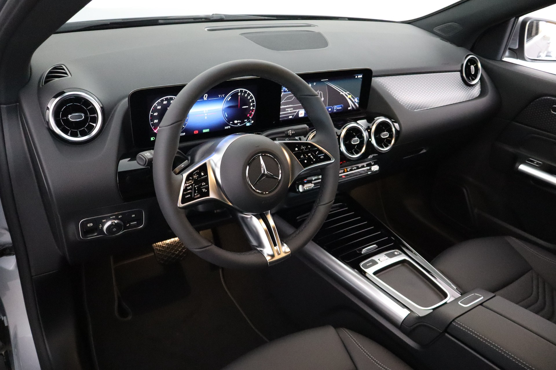 Mercedes-Benz GLA 2025