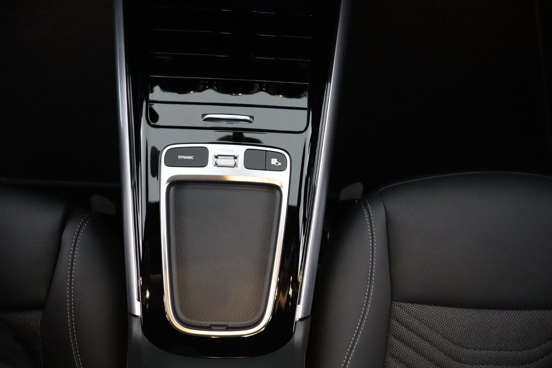 Mercedes-Benz GLA 2025