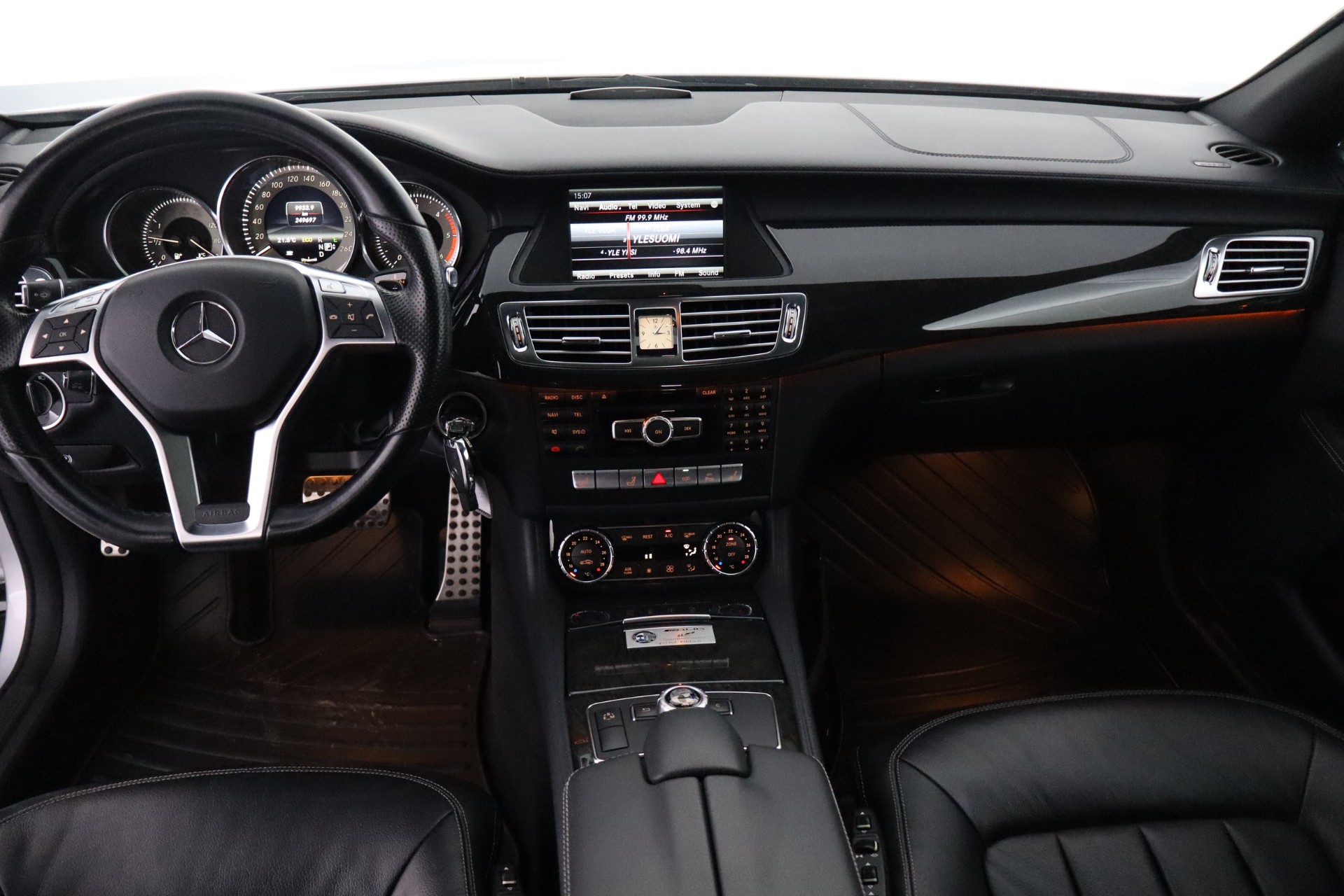 MERCEDES-BENZ CLS 2012