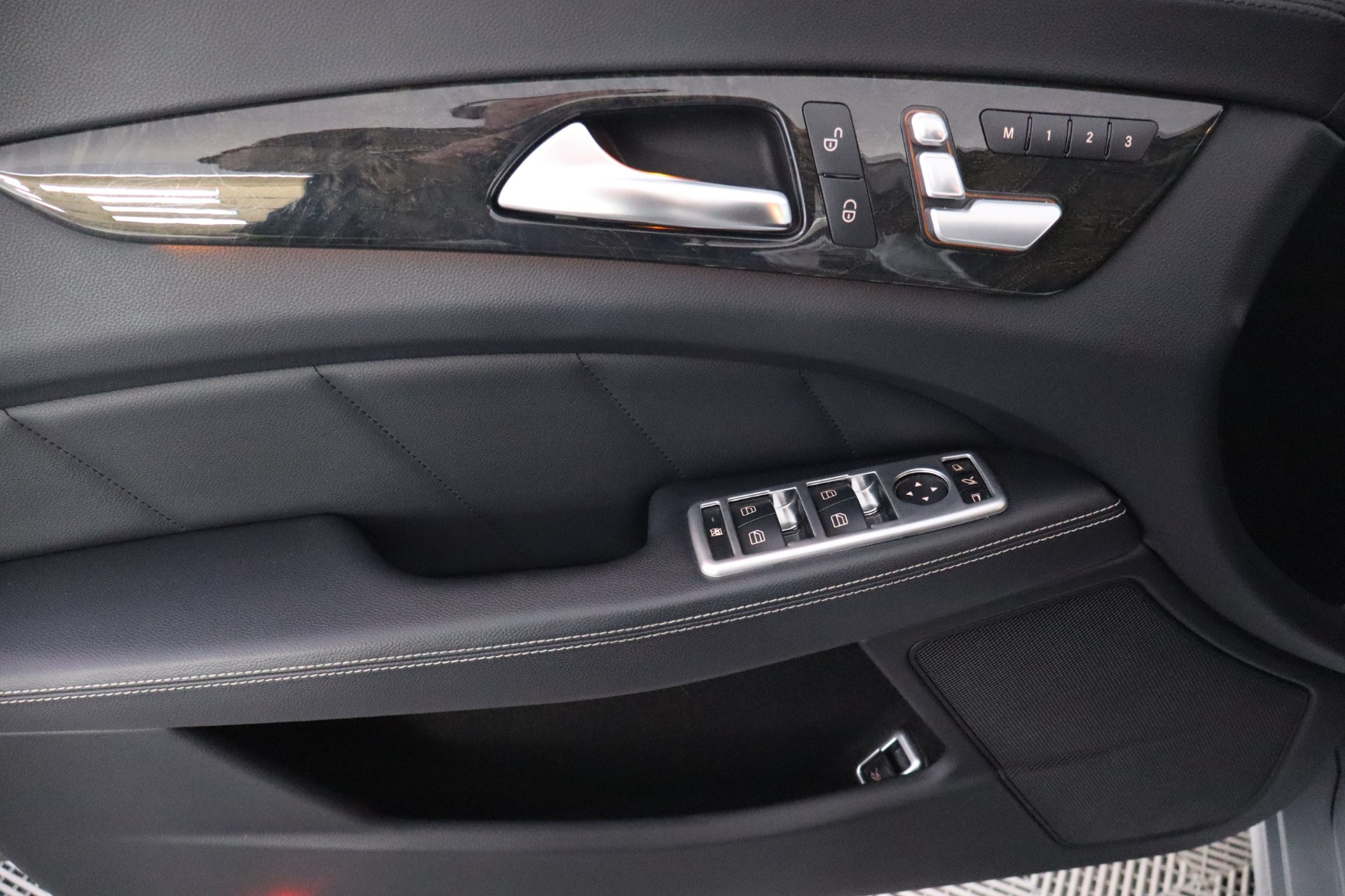 MERCEDES-BENZ CLS 2012
