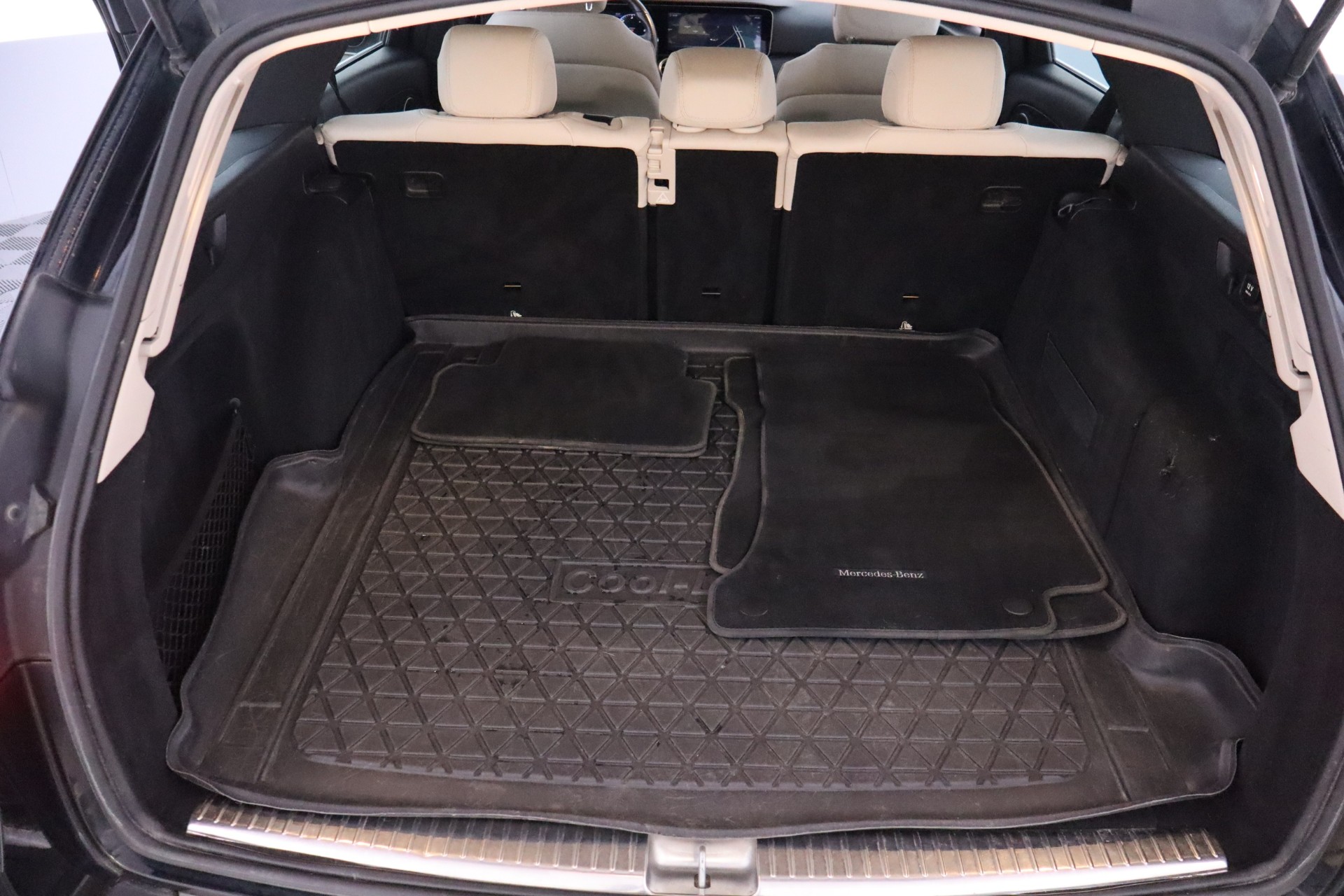 MERCEDES-BENZ E 2017