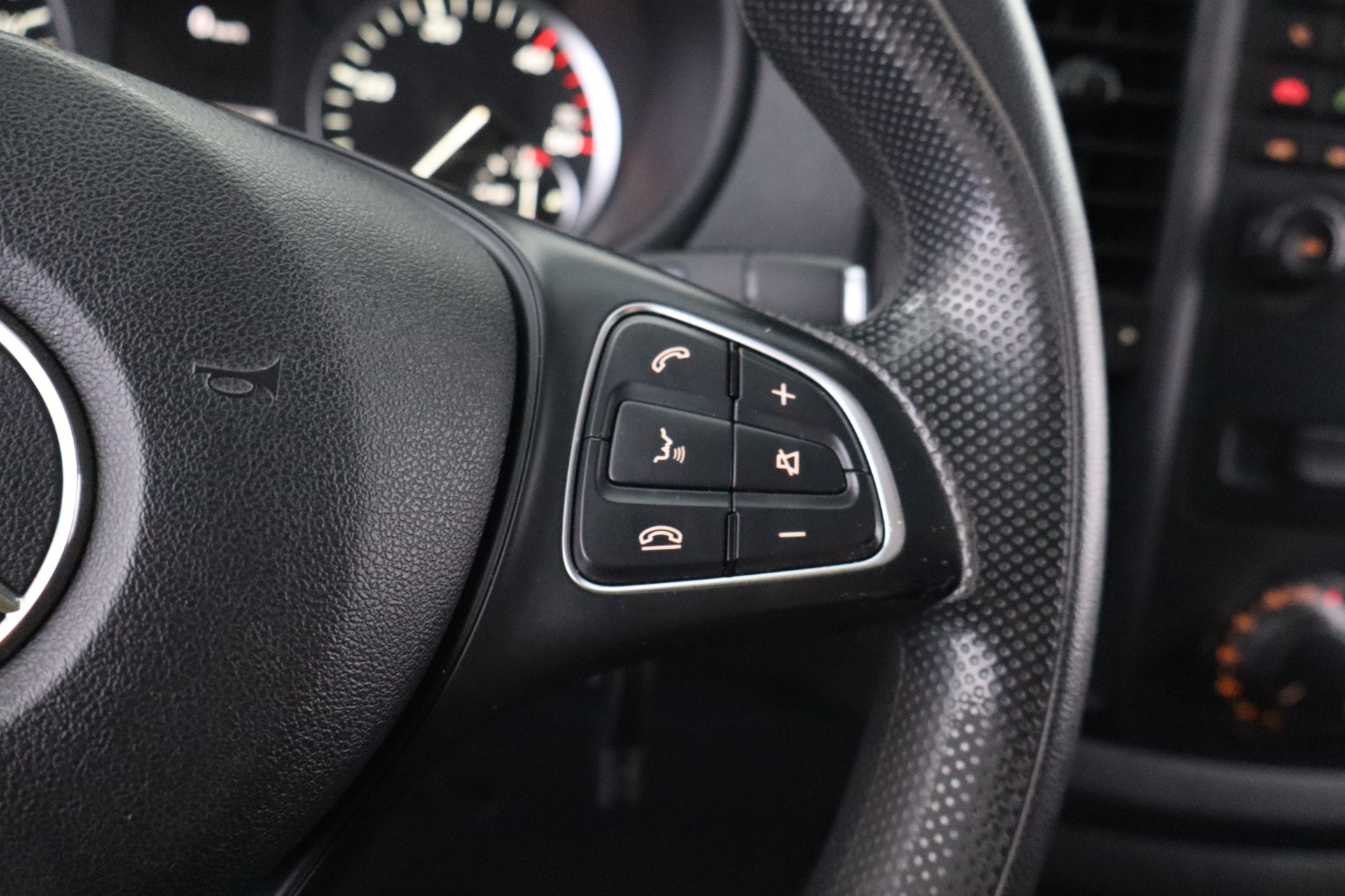 MERCEDES-BENZ VITO 2015