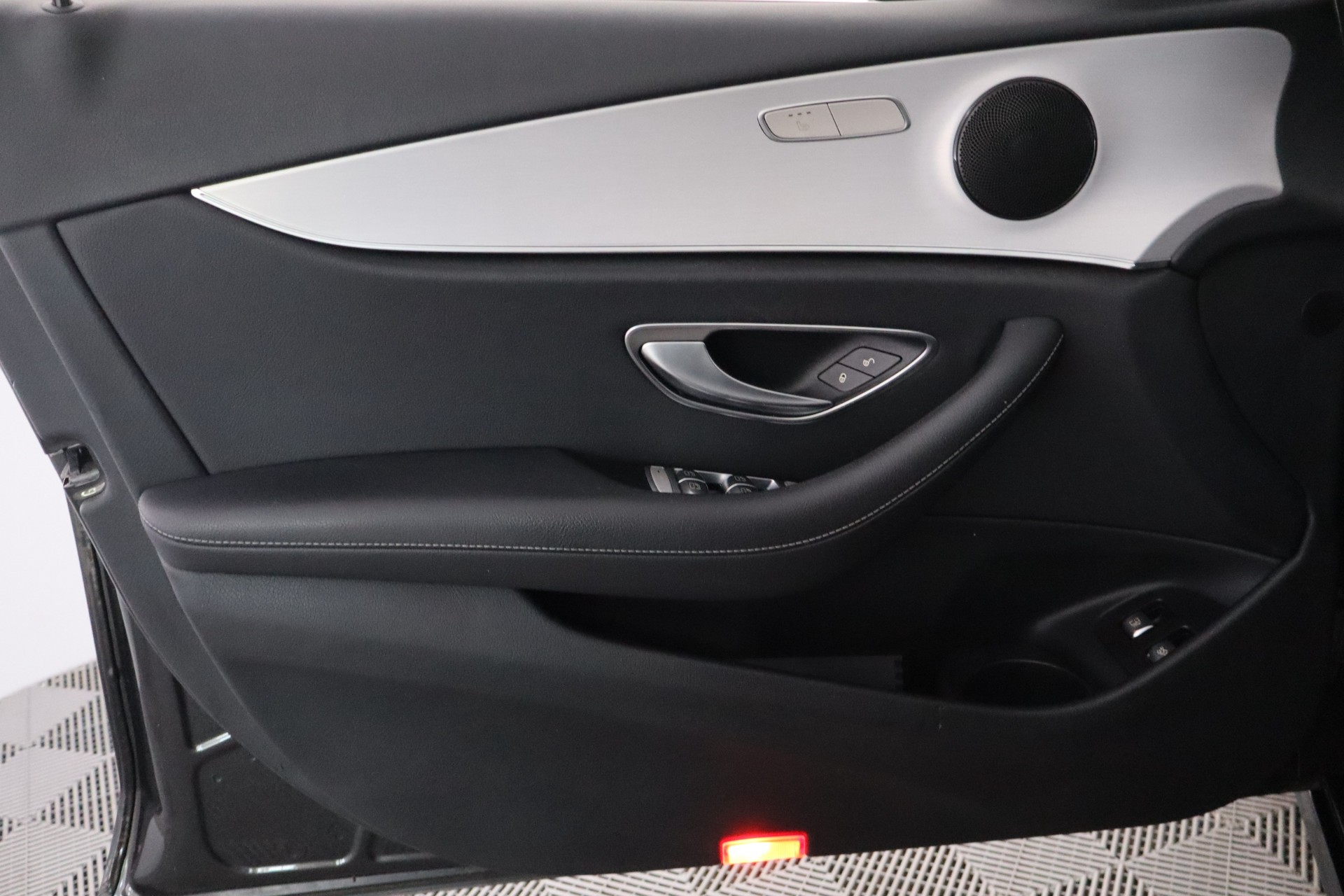 Mercedes-Benz E 2022