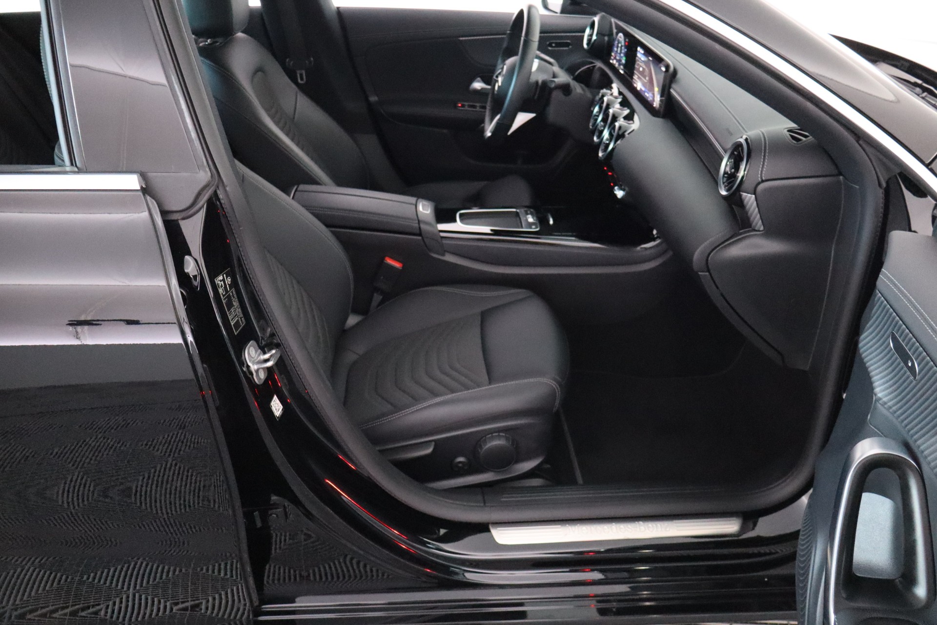Mercedes-Benz CLA 2024