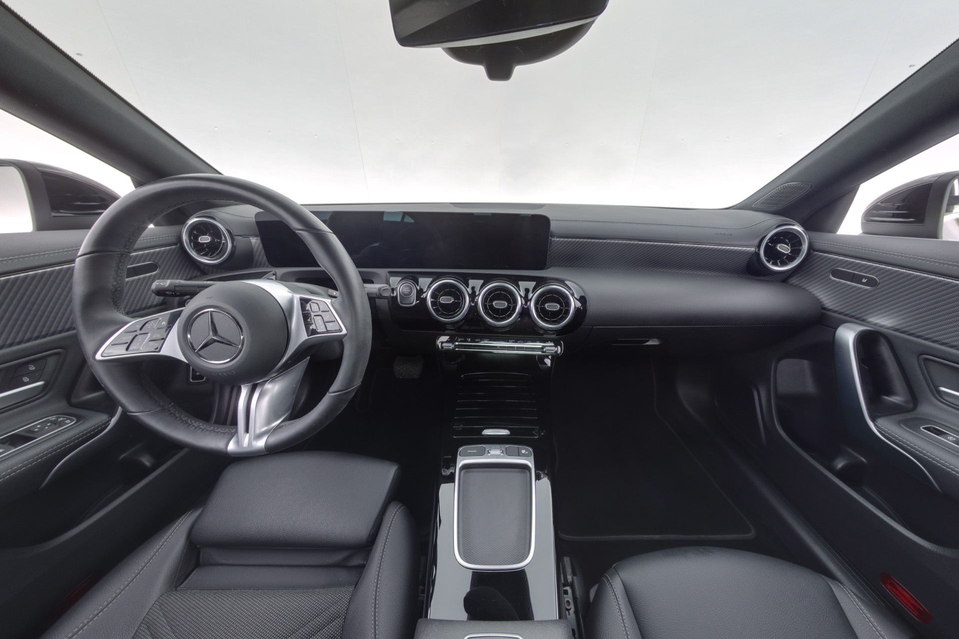 Mercedes-Benz CLA 2024