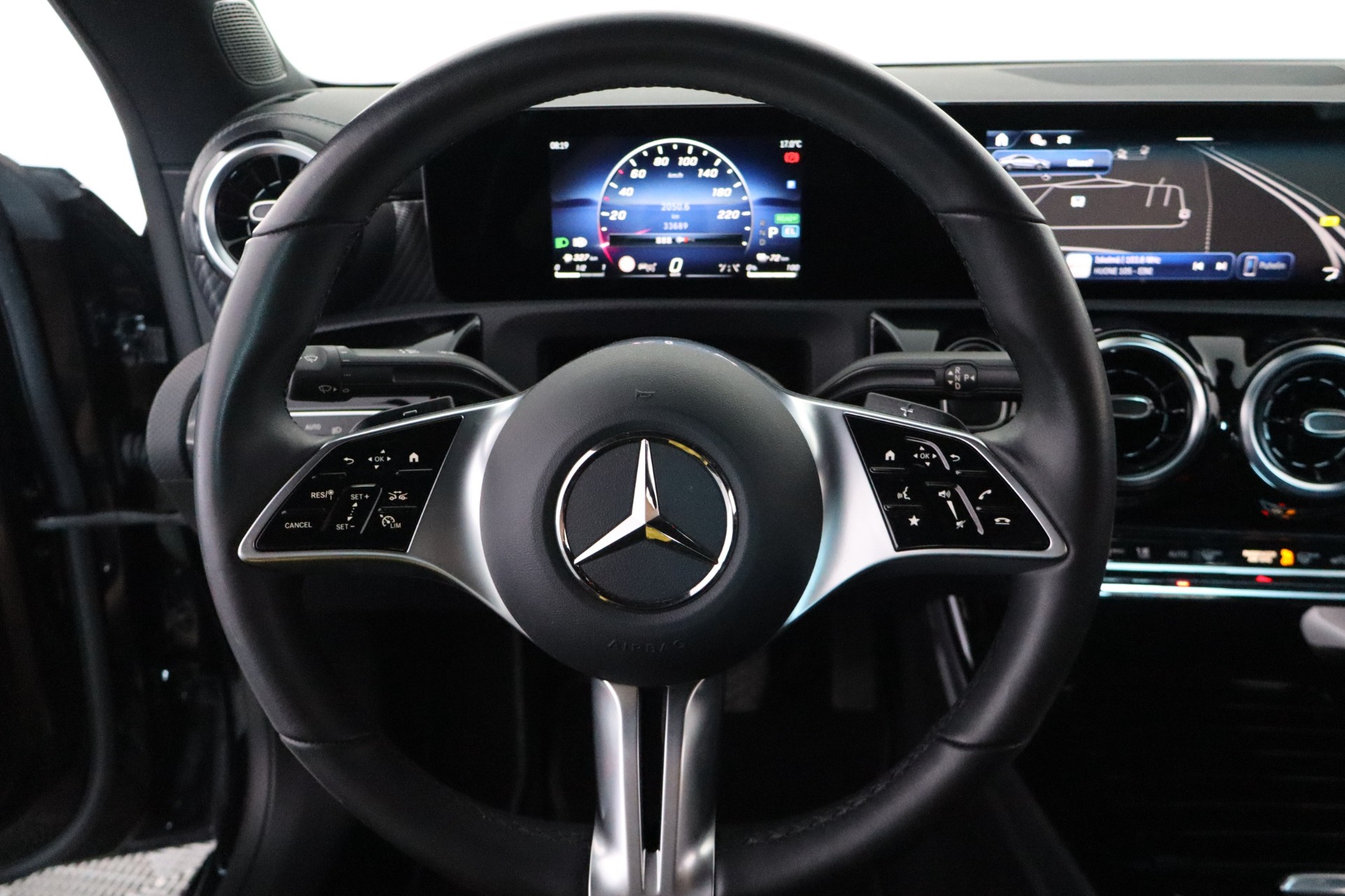 Mercedes-Benz CLA 2024