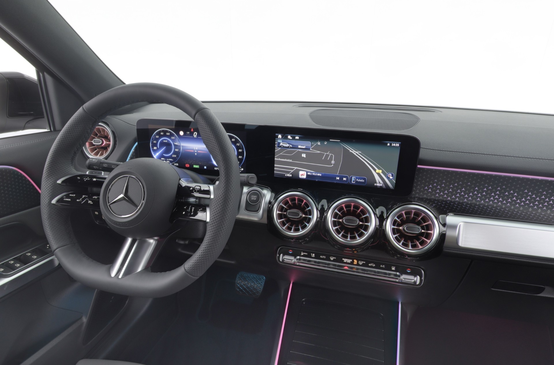 Mercedes-Benz EQB 2026