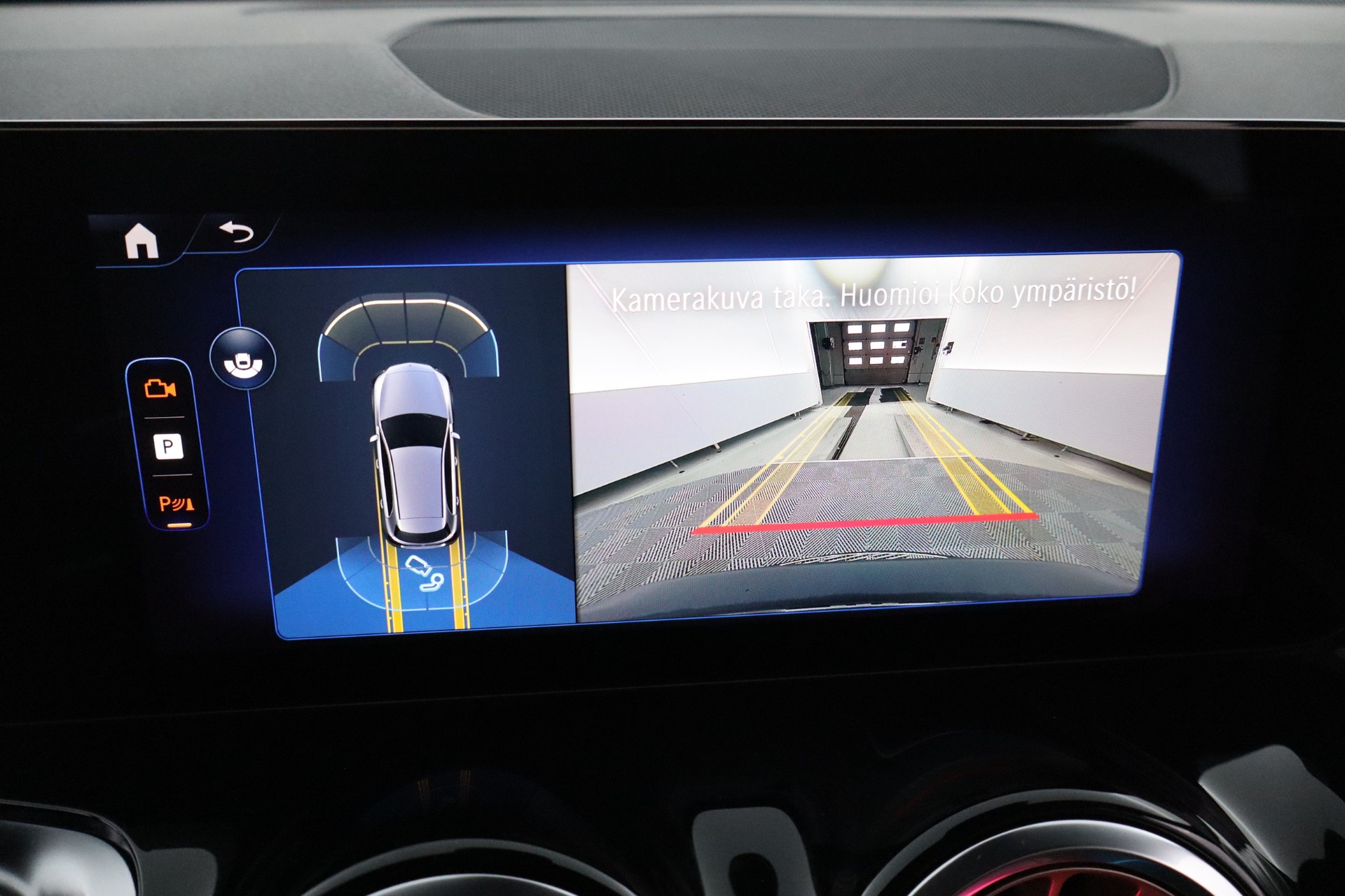 Mercedes-Benz EQB 2026